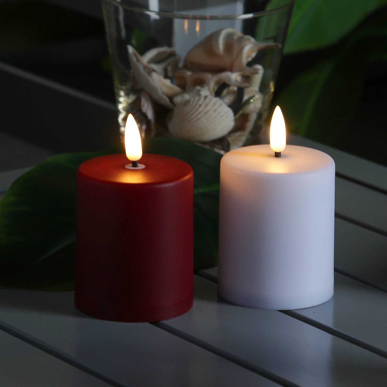 LED Mini Kerze/Grabkerze - H: 10cm/D: 6,1cm - Timer/Sensor - für Innen/Außen - bis 1200h - weiß LED Mini Kerze/Grabkerze - H: 10cm/D: 6,1cm - Timer/Sensor - für Innen/Außen - bis 1200h - weiß