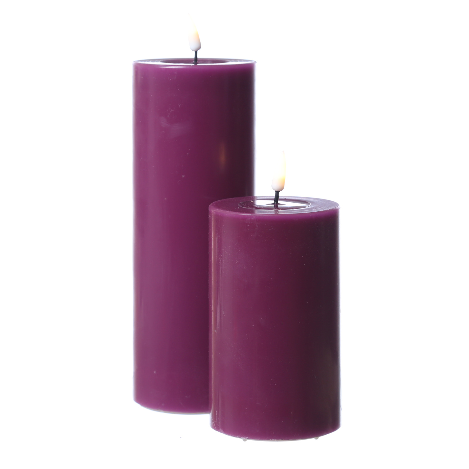 LED Stumpenkerze MIA - Echtwachs - realistische 3D Flamme - H: 12,5cm - D: 7,5cm - beere LED Stumpenkerze MIA - Echtwachs - realistische 3D Flamme - H: 12,5cm - D: 7,5cm - beere