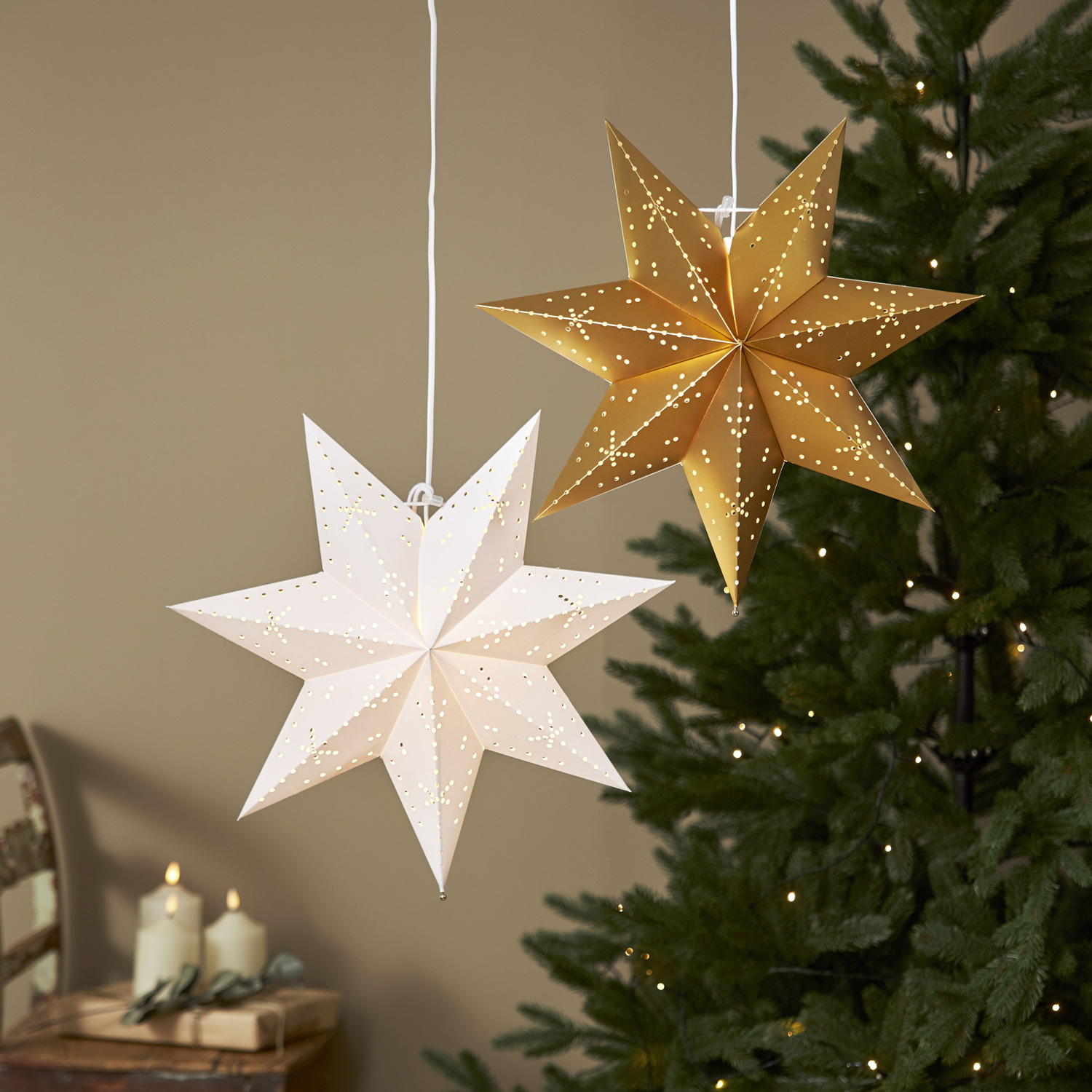 Papierstern CLASSIC - hängend - 7-zackig - D: 45cm - inkl. E14 Fassung u. Kabel - gold Papierstern CLASSIC - hängend - 7-zackig - D: 45cm - inkl. E14 Fassung u. Kabel - gold