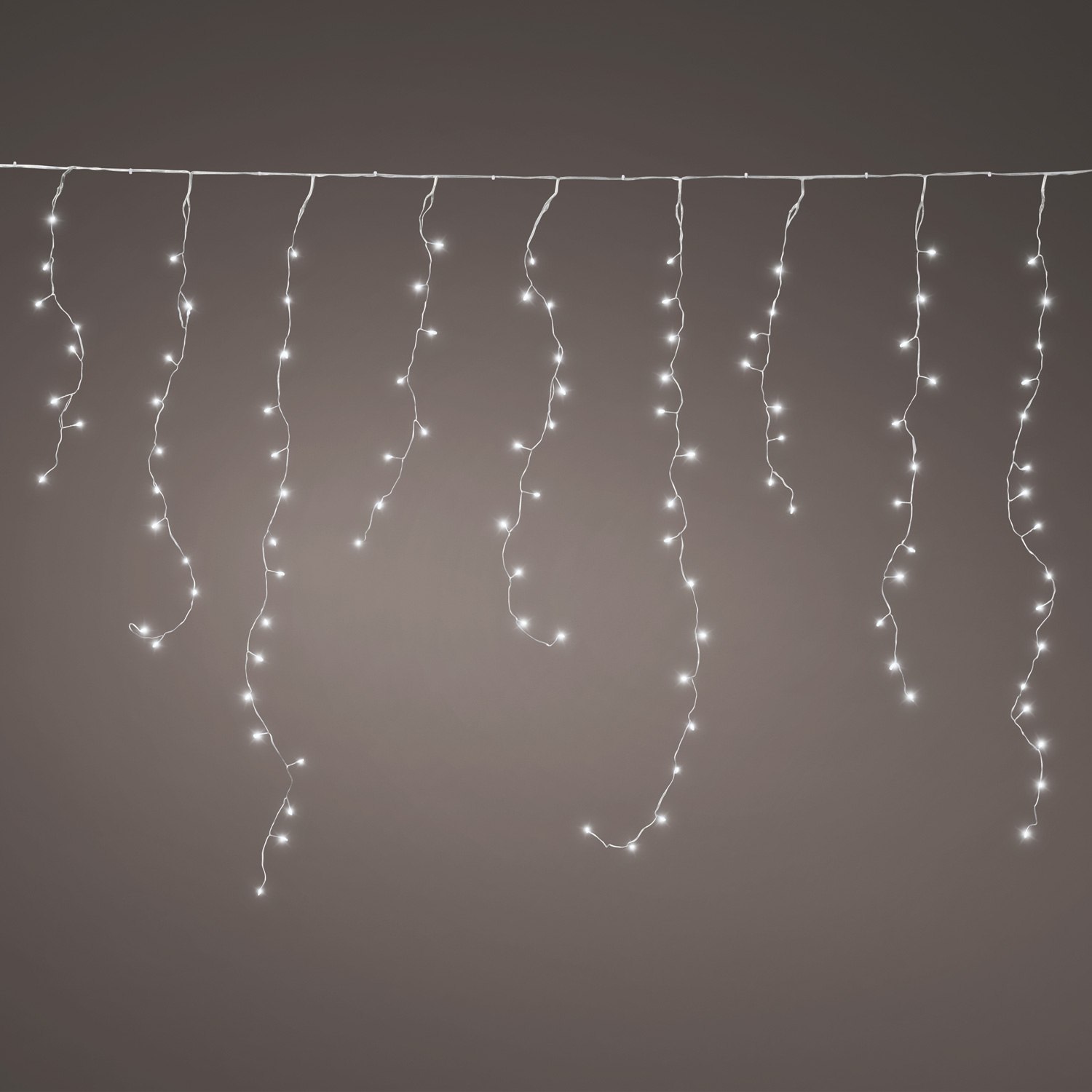 LED Lichtervorhang Eisregen - Blinkfunktion - 34 Stränge - 412 kaltweiße LED - L: 4,9m - für Außen LED Lichtervorhang Eisregen - Blinkfunktion - 34 Stränge - 412 kaltweiße LED - L: 4,9m - für Außen