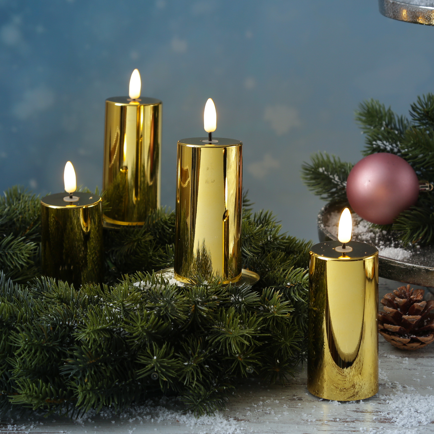 LED Kerze - Kunststoff - 3D Flamme - Timer - H: 12,5cm - D: 5cm - gold glänzend LED Kerze - Kunststoff - 3D Flamme - Timer - H: 12,5cm - D: 5cm - gold glänzend