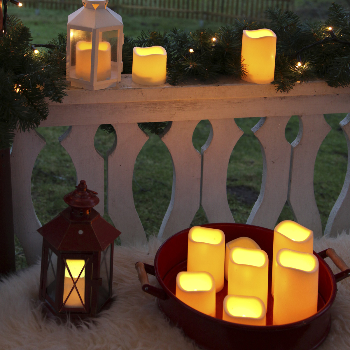 LED Stumpenkerze "Paul" - flackernde LED - H: 11,5cm - Batteriebetrieb - Timer - outdoor - creme LED Stumpenkerze "Paul" - flackernde LED - H: 11,5cm - Batteriebetrieb - Timer - outdoor - creme