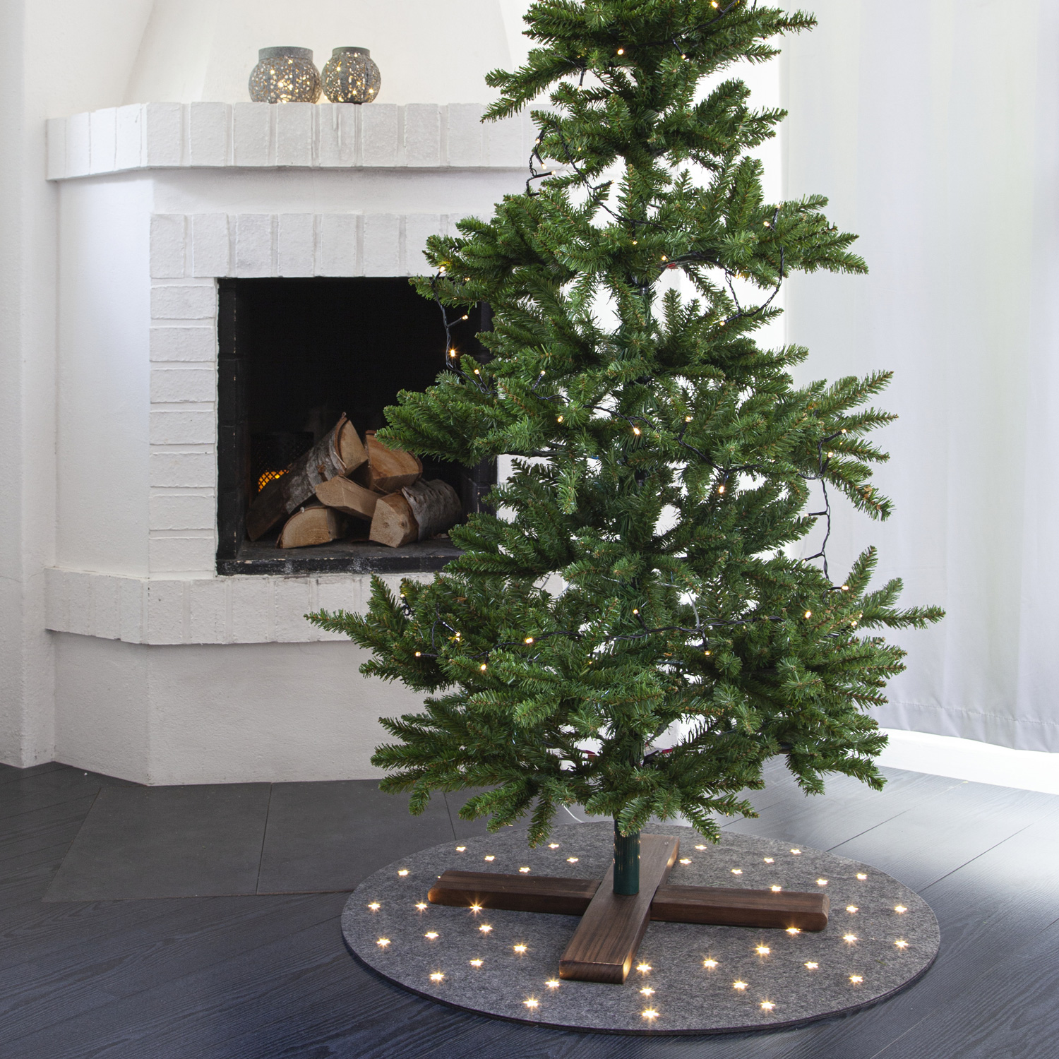 LED Weihnachtsbaumdecke aus Filz - 48 warmweiße LED - D: 80cm - für Innen - Grau LED Weihnachtsbaumdecke aus Filz - 48 warmweiße LED - D: 80cm - für Innen - Grau