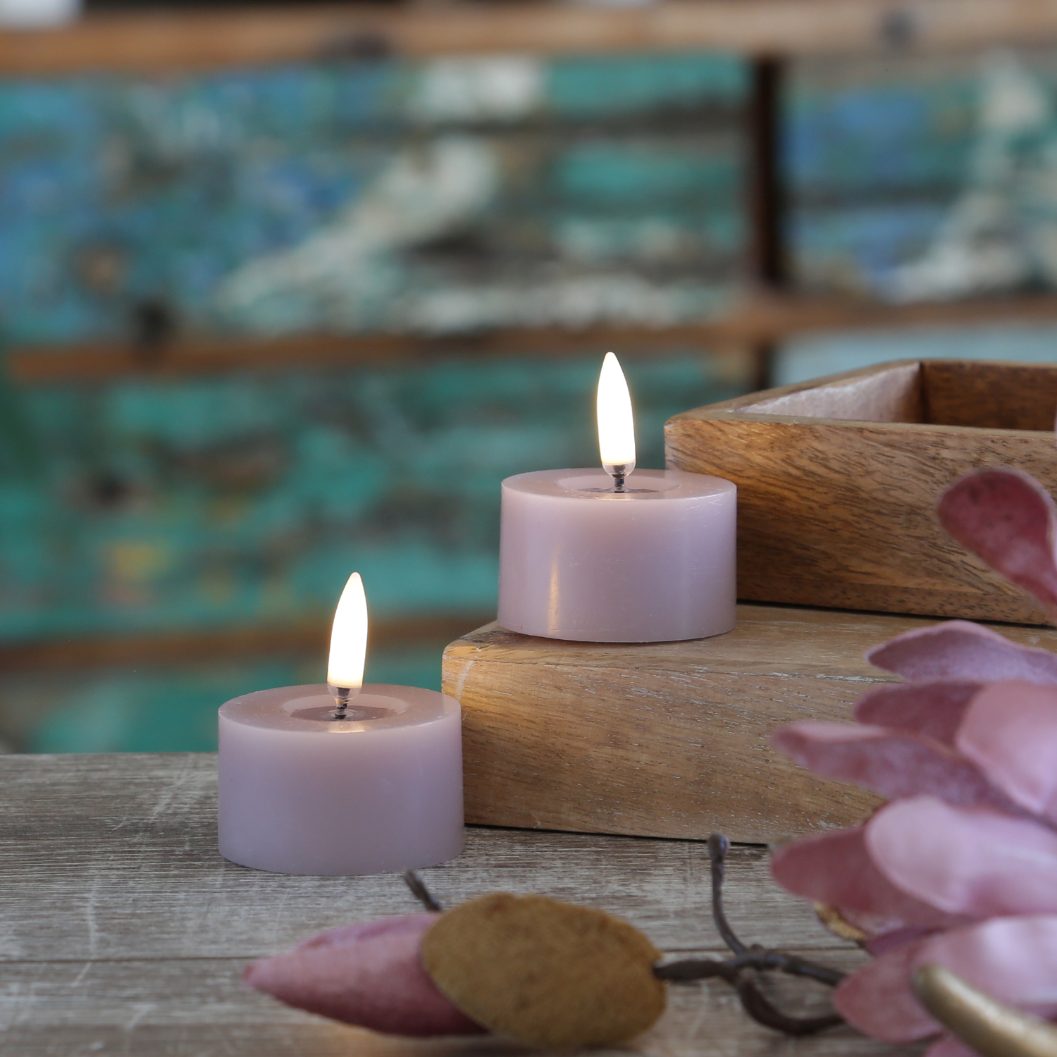 LED Mini Kerzen/Teelichter THEA - Echtwachs - D: 5cm - H: 2,8cm - Timer - flieder - 2er Set LED Mini Kerzen/Teelichter THEA - Echtwachs - D: 5cm - H: 2,8cm - Timer - flieder - 2er Set