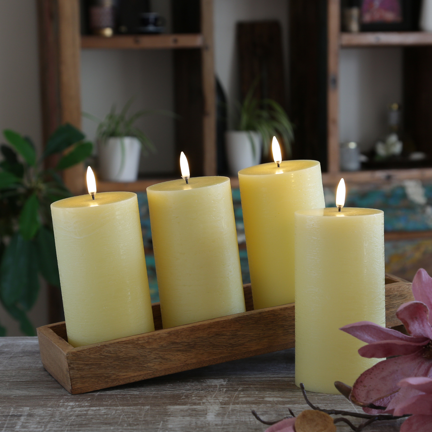 LED Kerzenset PIA - Rustik-Optik - H: 15cm - inkl. Batterien und Fernbedienung - gelb - 4er Set LED Kerzenset PIA - Rustik-Optik - H: 15cm - inkl. Batterien und Fernbedienung - gelb - 4er Set