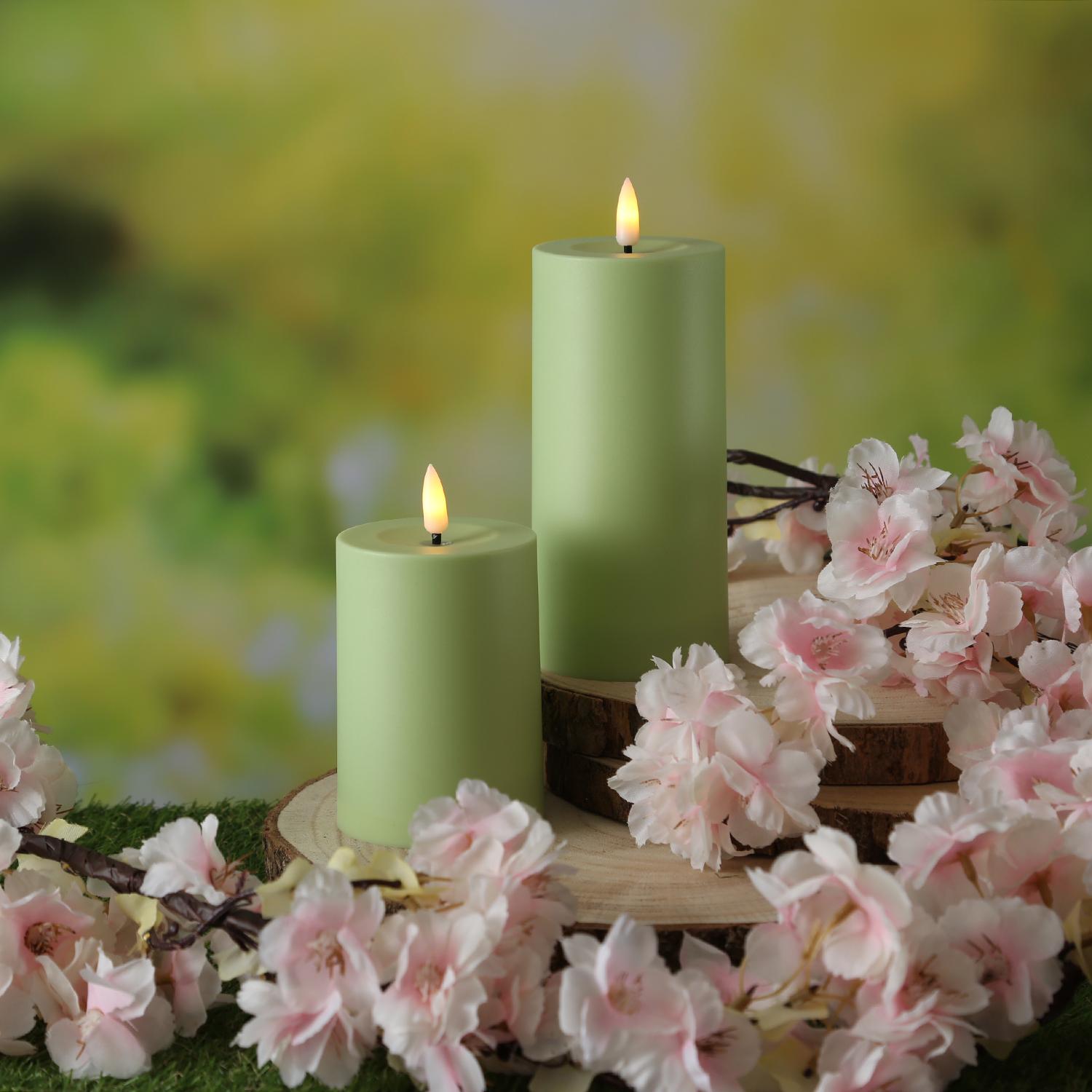 LED Solar Kerze - Outdoorkerze - H: 10cm, D: 7cm - Dämmerungssensor - für Außen - grün