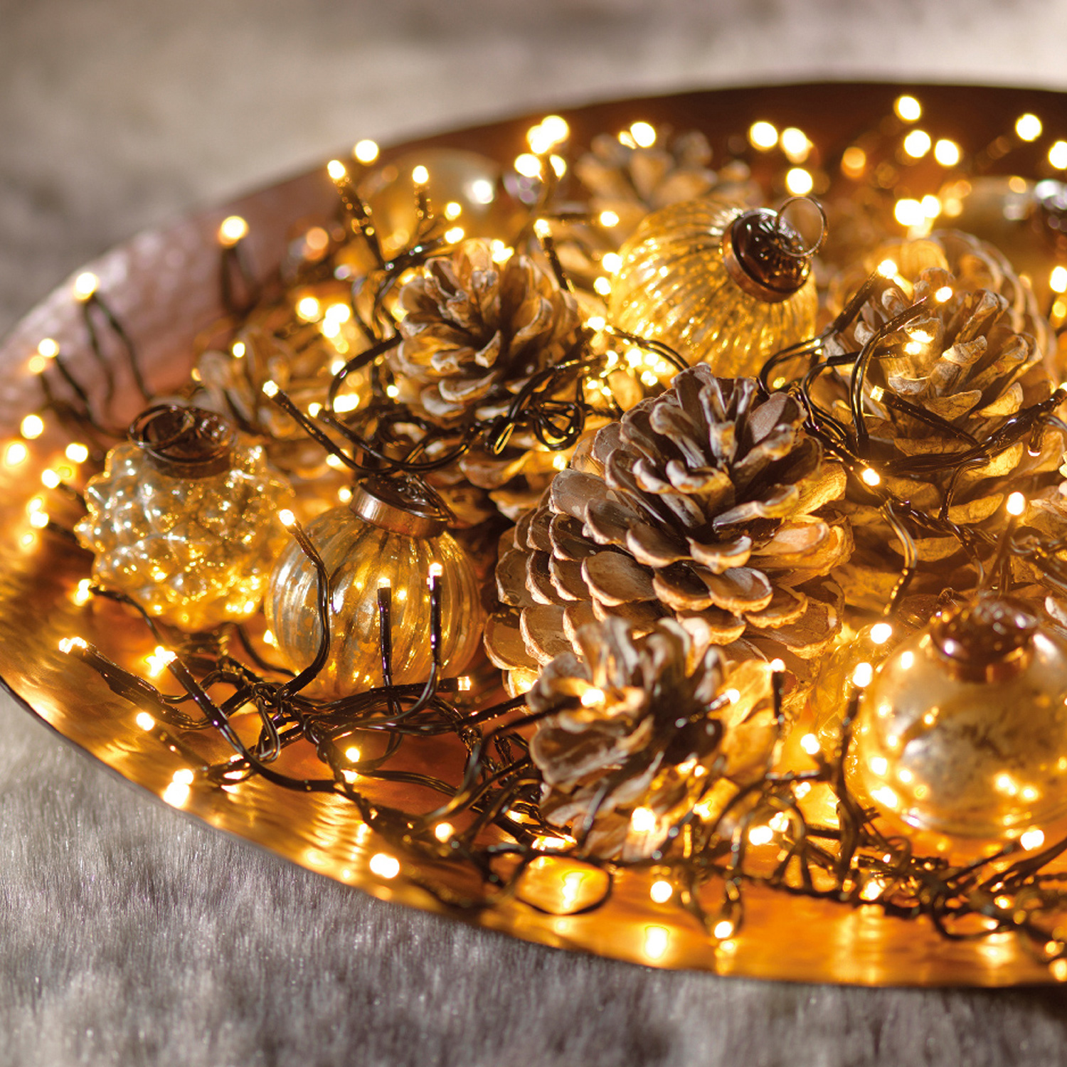 LED Büschellichterkette - Cluster - Blinkfunktion - 768 bernstein LED - L: 6m - Timer - schwarz