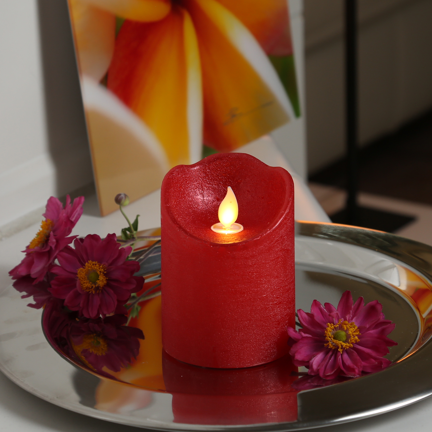 LED Kerze M-TWINKLE - Echtwachs - mechanisch bewegte Flamme - H: 10cm - D: 7,5cm - Timer - rot LED Kerze M-TWINKLE - Echtwachs - mechanisch bewegte Flamme - H: 10cm - D: 7,5cm - Timer - rot