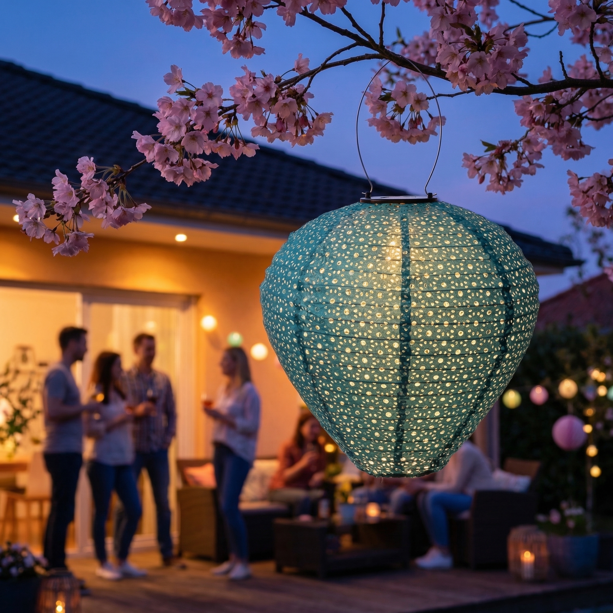 LED Solar Lampion Ballon - mit Blumenmuster - warmweiße LED - H: 30cm - D: 30cm - Lichtsensor - blau