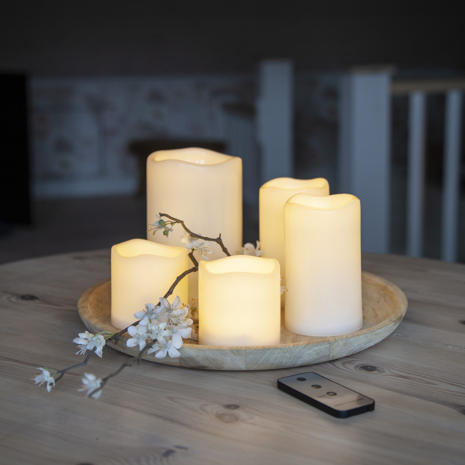 LED Kerzenset Paul - flackernde LED - Batteriebetrieb - Timer - Fernbedienung - für Außen - 5er Set LED Kerzenset Paul - flackernde LED - Batteriebetrieb - Timer - Fernbedienung - für Außen - 5er Set