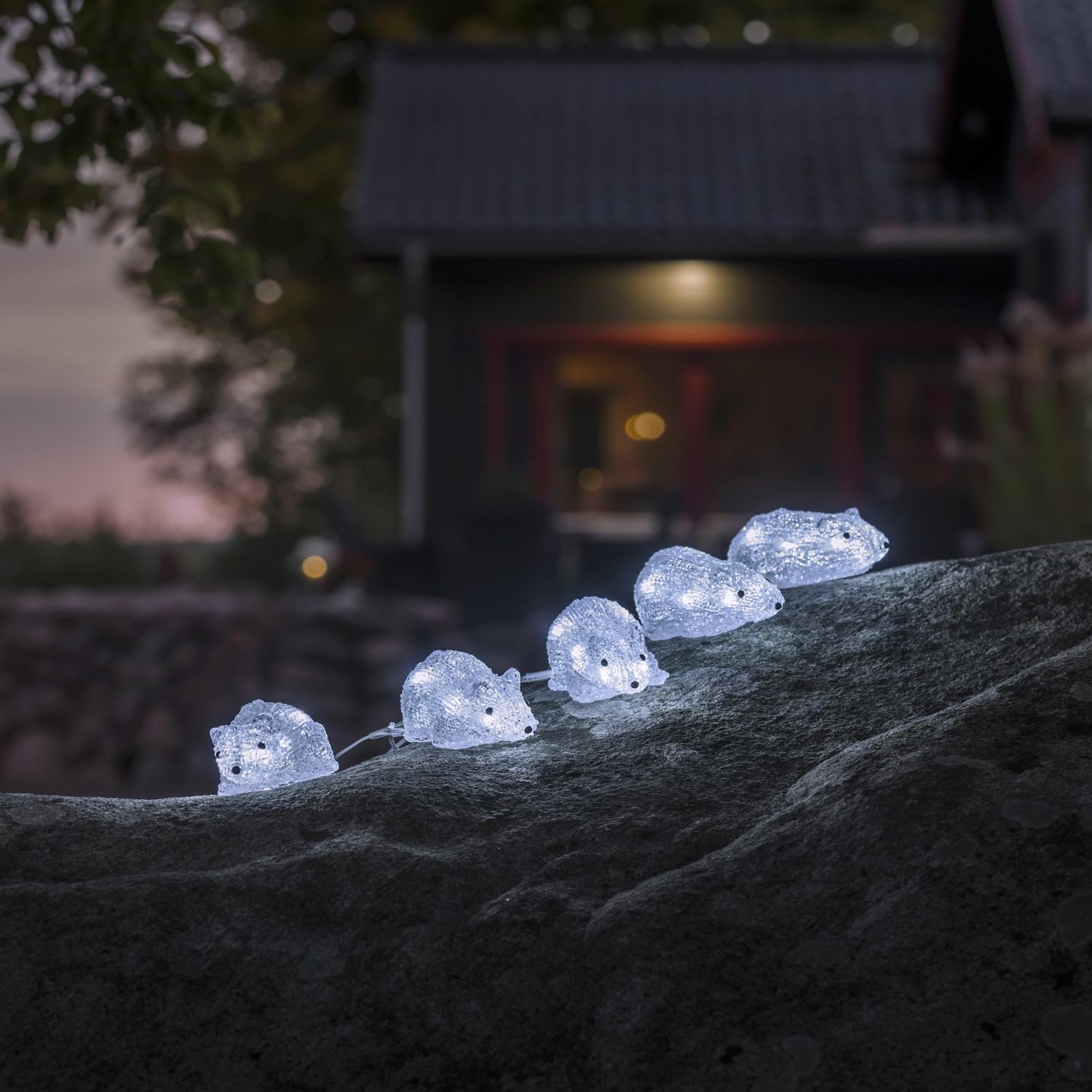 LED Lichterkette Acryl Mäuse - 5 Leuchtfiguren - 40 kaltweiße LED - Trafo - für Außen LED Lichterkette Acryl Mäuse - 5 Leuchtfiguren - 40 kaltweiße LED - Trafo - für Außen