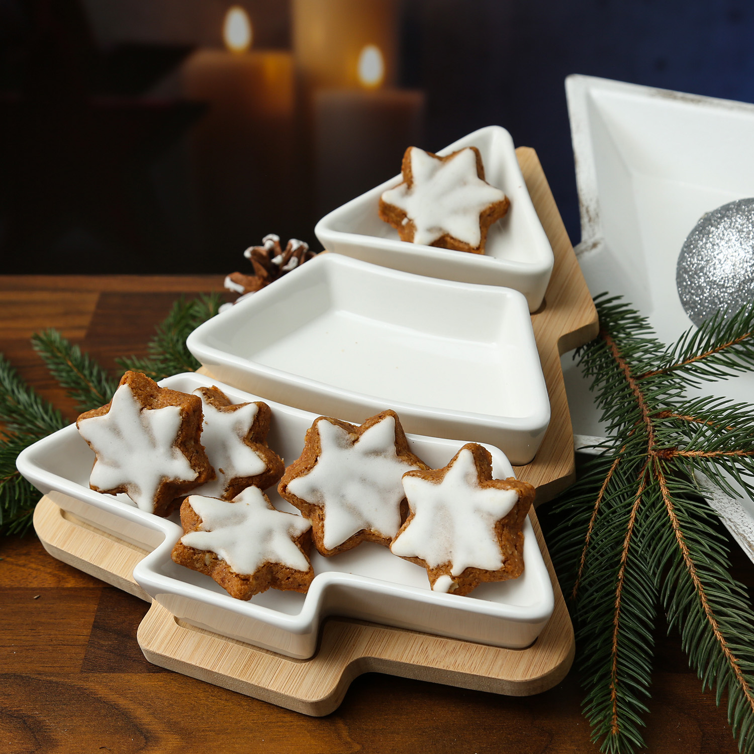 Tapas Set WEIHNACHTSBAUM - Bambus - 3 Keramikschalen - L: 27,5cm - natur, weiß Tapas Set WEIHNACHTSBAUM - Bambus - 3 Keramikschalen - L: 27,5cm - natur, weiß