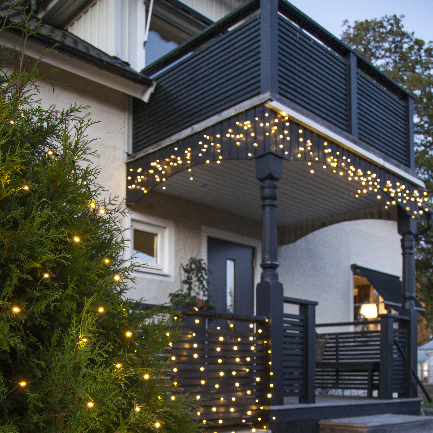 LED-Lichtervorhang - Dura Line Outdoor - Batteriebetrieb - Timer - 2,30 x 0,70m - 120x Warmweiß - Schwarz LED-Lichtervorhang - Dura Line Outdoor - Batteriebetrieb - Timer - 2,30 x 0,70m - 120x Warmweiß - Schwarz