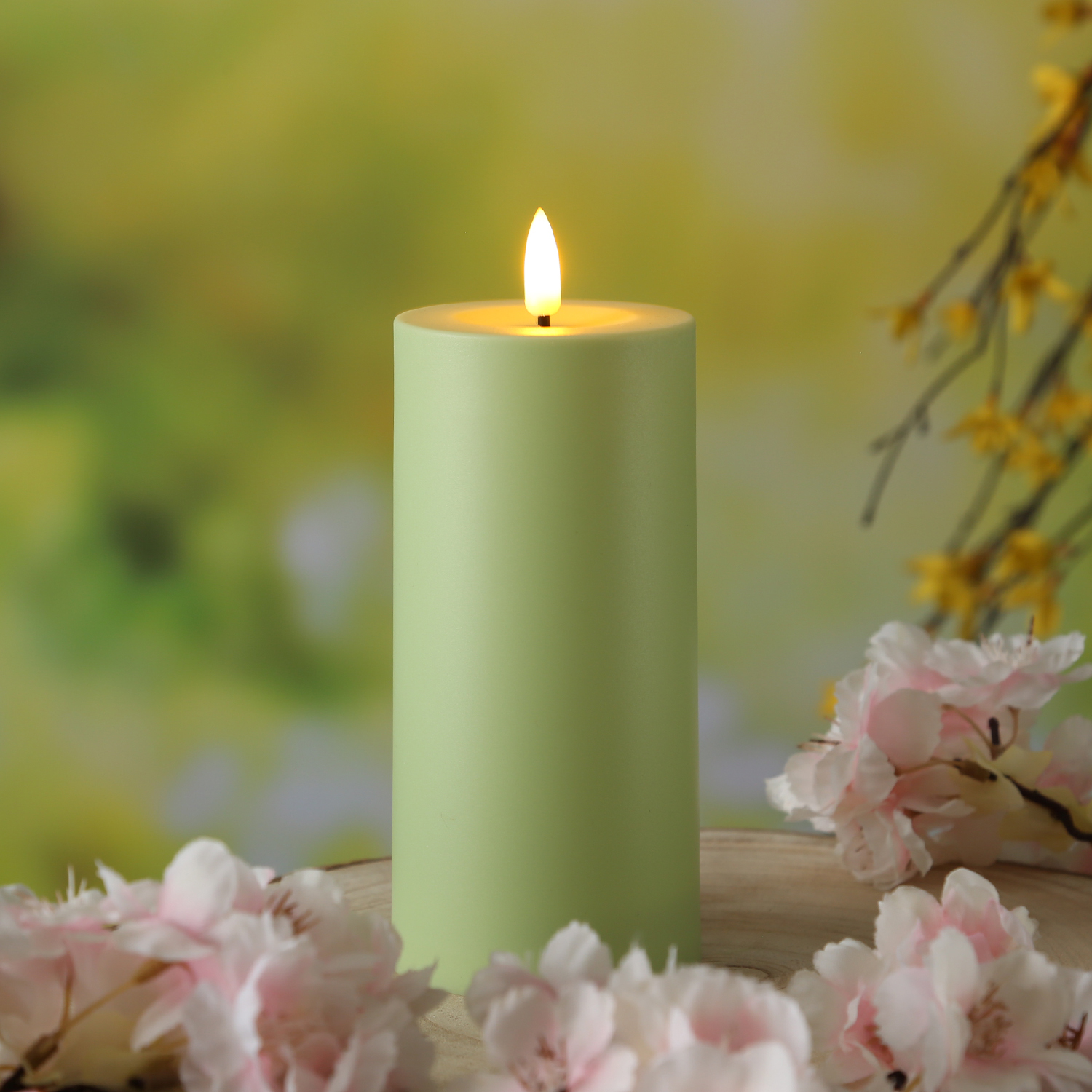 LED Solar Kerze - Outdoorkerze - H: 15cm, D: 7cm - Dämmerungssensor - für Außen - grün