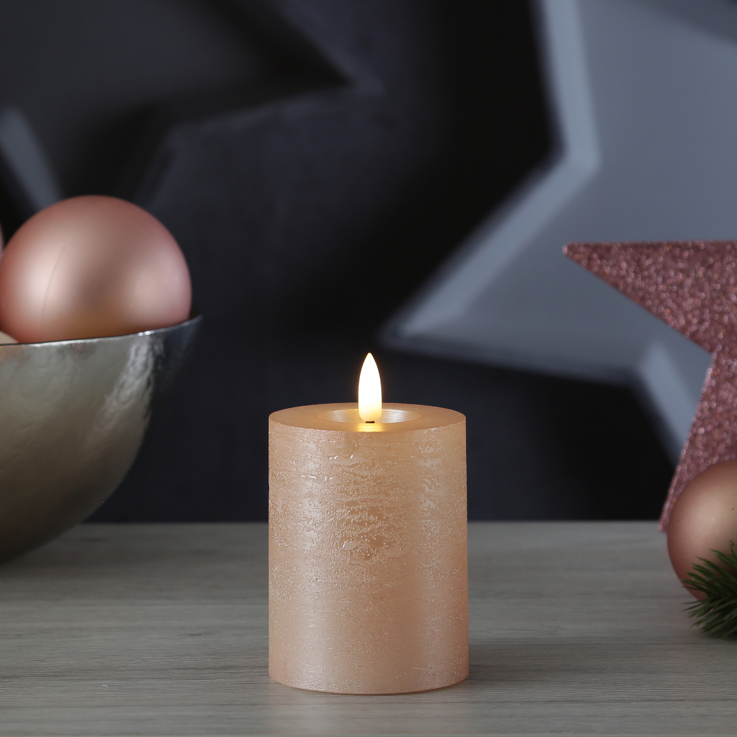 LED Kerze LINA - Rustik-Optik - Echtwachs - 3D Flamme - H: 11cm - D: 7cm - Batterie - Timer - rosa LED Kerze LINA - Rustik-Optik - Echtwachs - 3D Flamme - H: 11cm - D: 7cm - Batterie - Timer - rosa