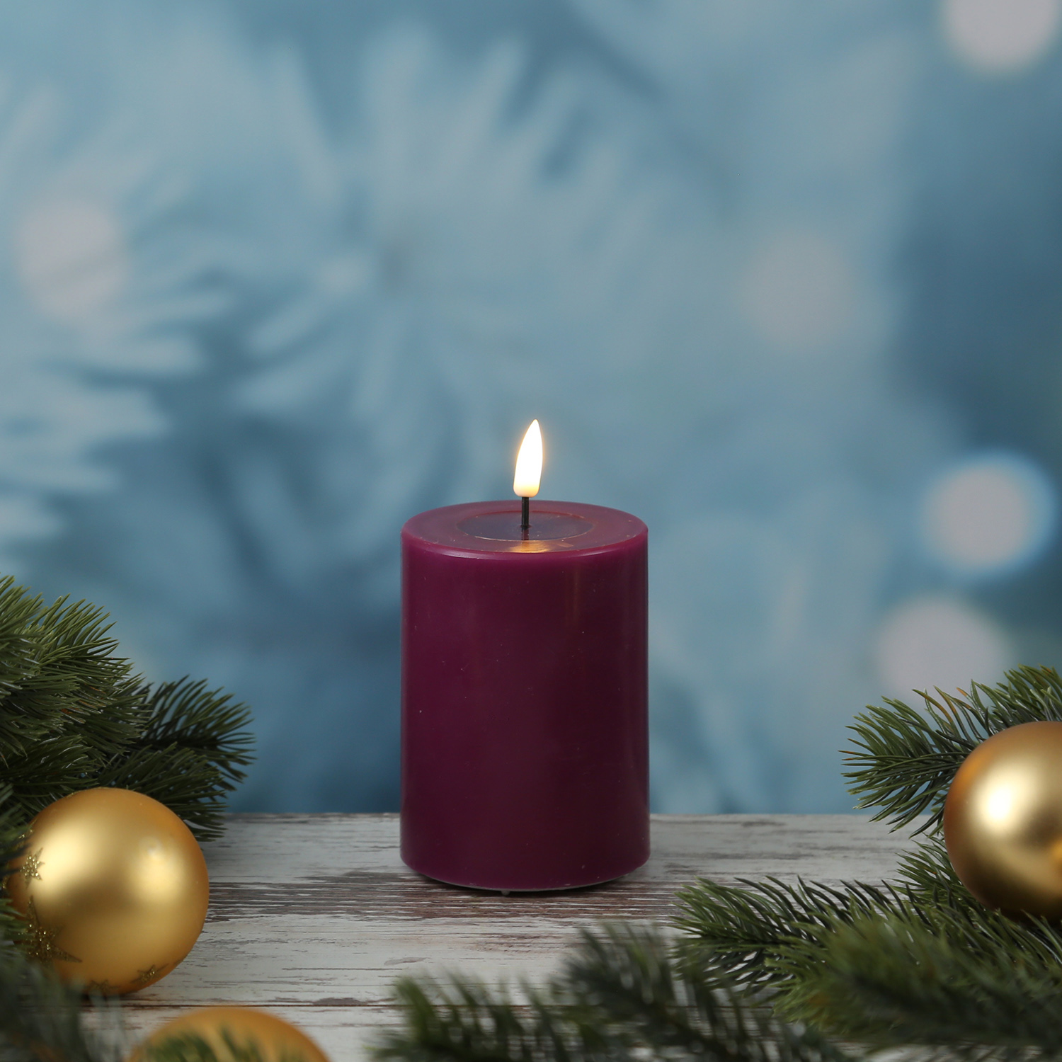 LED Stumpenkerze MIA - Echtwachs - realistische 3D Flamme - H: 10cm - D: 7,5cm - beere LED Stumpenkerze MIA - Echtwachs - realistische 3D Flamme - H: 10cm - D: 7,5cm - beere