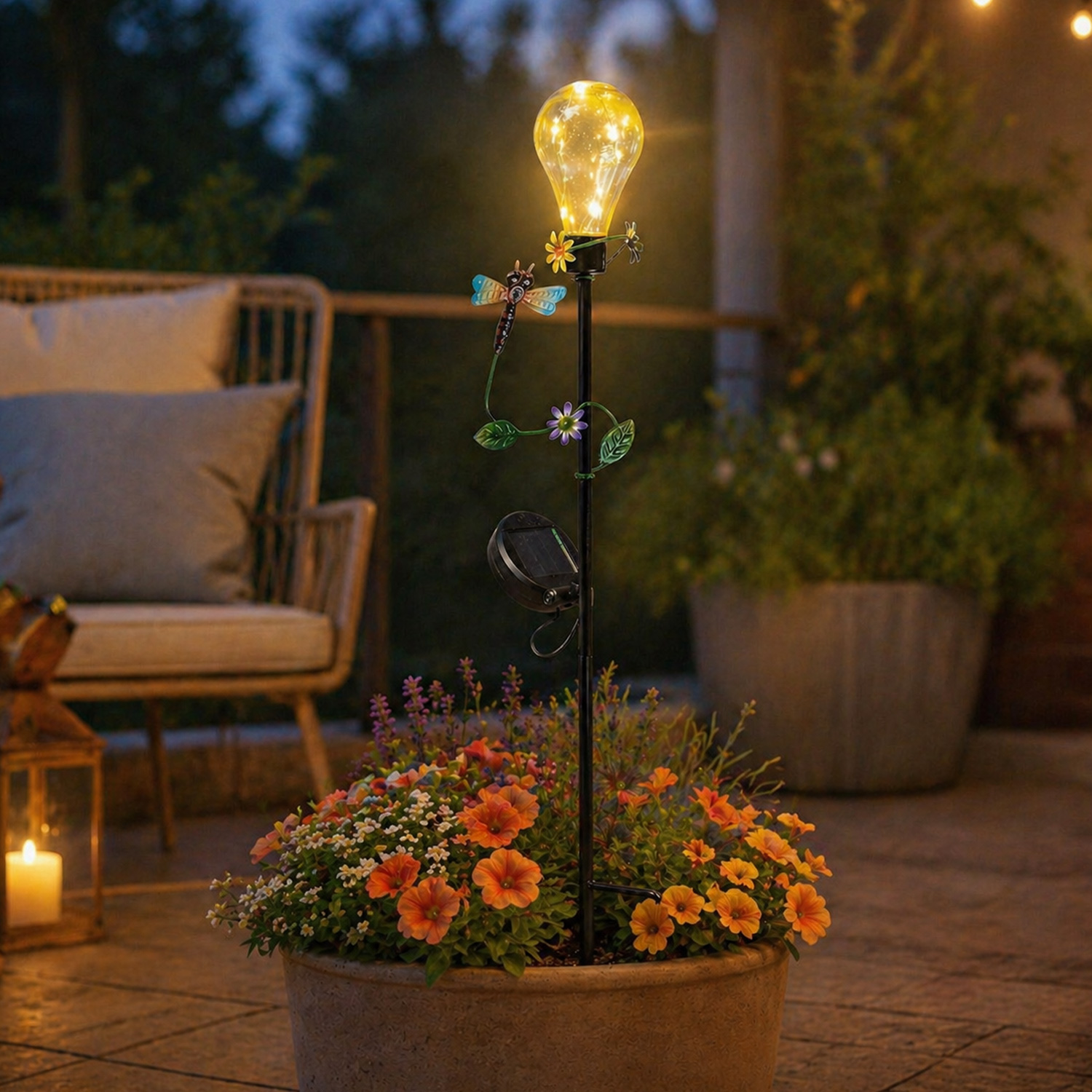 LED Solar Gartenstecker Glühbirne mit Libelle - 5 warmweiße LED - H: 84cm - Lichtsensor