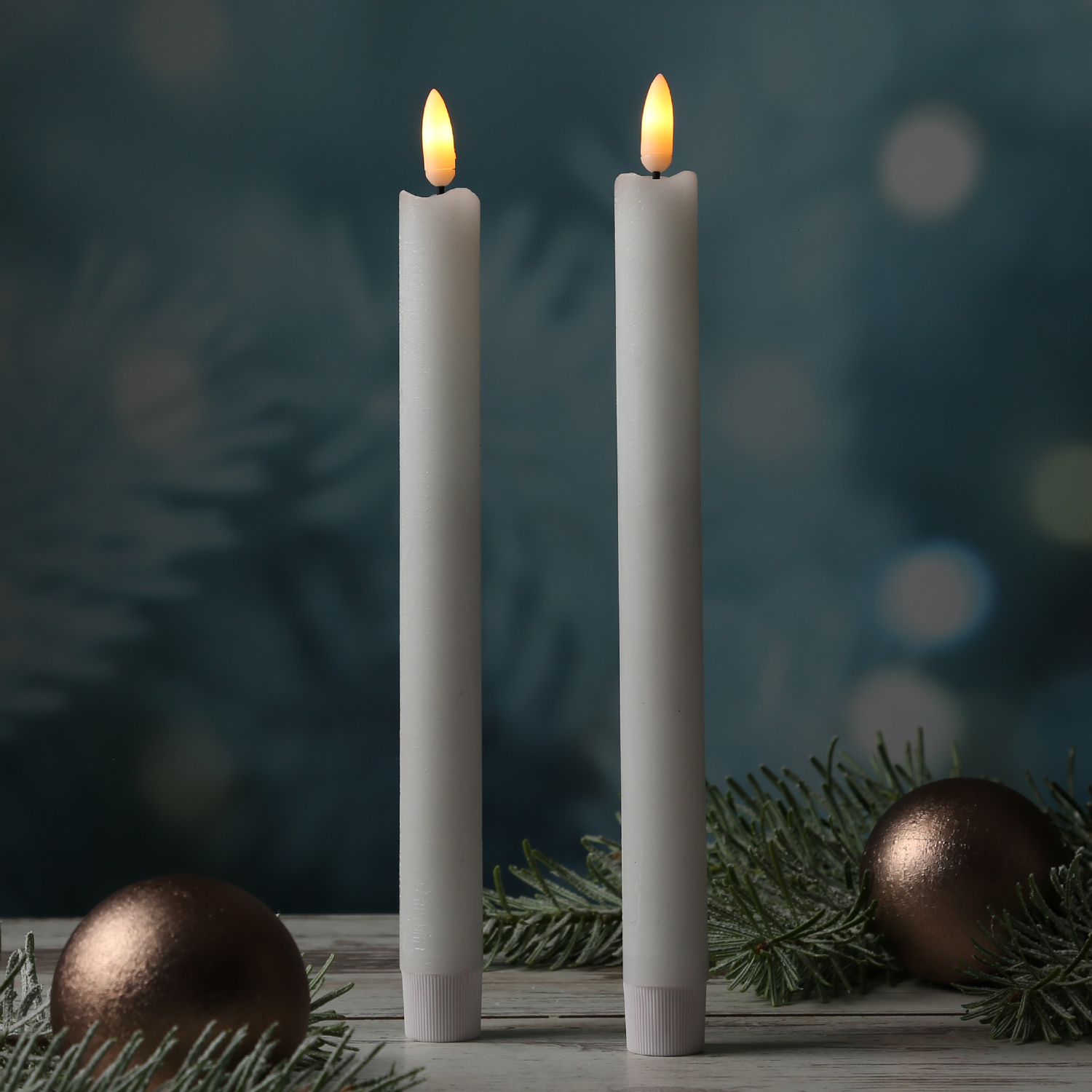 LED Stabkerzen Flamme - Echtwachs - flackernde warmweiße LED - H: 25cm - Timer - weiß - 2er Set LED Stabkerzen Flamme - Echtwachs - flackernde warmweiße LED - H: 25cm - Timer - weiß - 2er Set