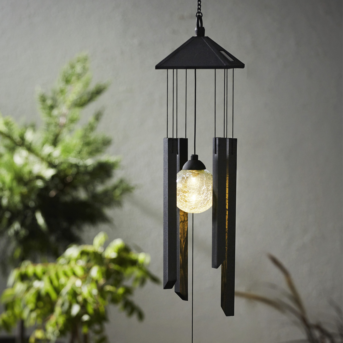 LED Solar Windspiel "Schmetterling" - klare Kugel - warmweiße LED - Dämmerungssensor - outdoor LED Solar Windspiel "Schmetterling" - klare Kugel - warmweiße LED - Dämmerungssensor - outdoor