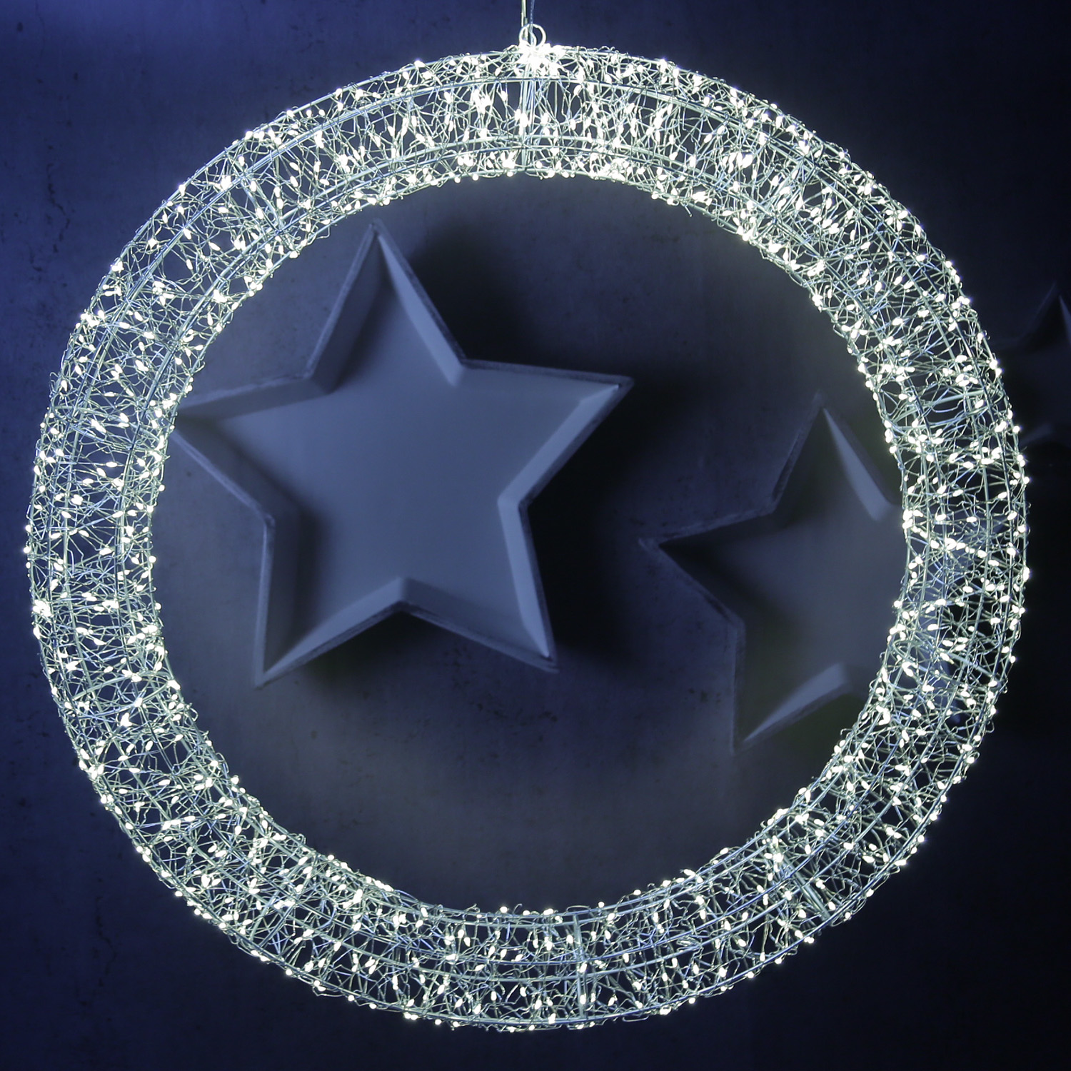 XXL LED Kranz abgeflacht - Lichterkranz mit 2200 warmweißen LED - D:60cm - 8Modi/Timer - Innen/Außen XXL LED Kranz abgeflacht - Lichterkranz mit 2200 warmweißen LED - D:60cm - 8Modi/Timer - Innen/Außen