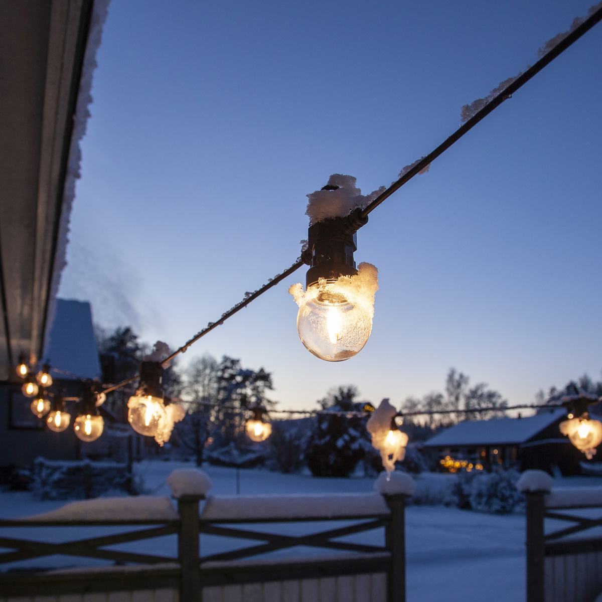 LED Lichterkette "CIRCUS" - 20 Kugeln, D: 5cm - warmweiße Filament LED - 8,8m - inkl.Trafo - outdoor LED Lichterkette "CIRCUS" - 20 Kugeln, D: 5cm - warmweiße Filament LED - 8,8m - inkl.Trafo - outdoor