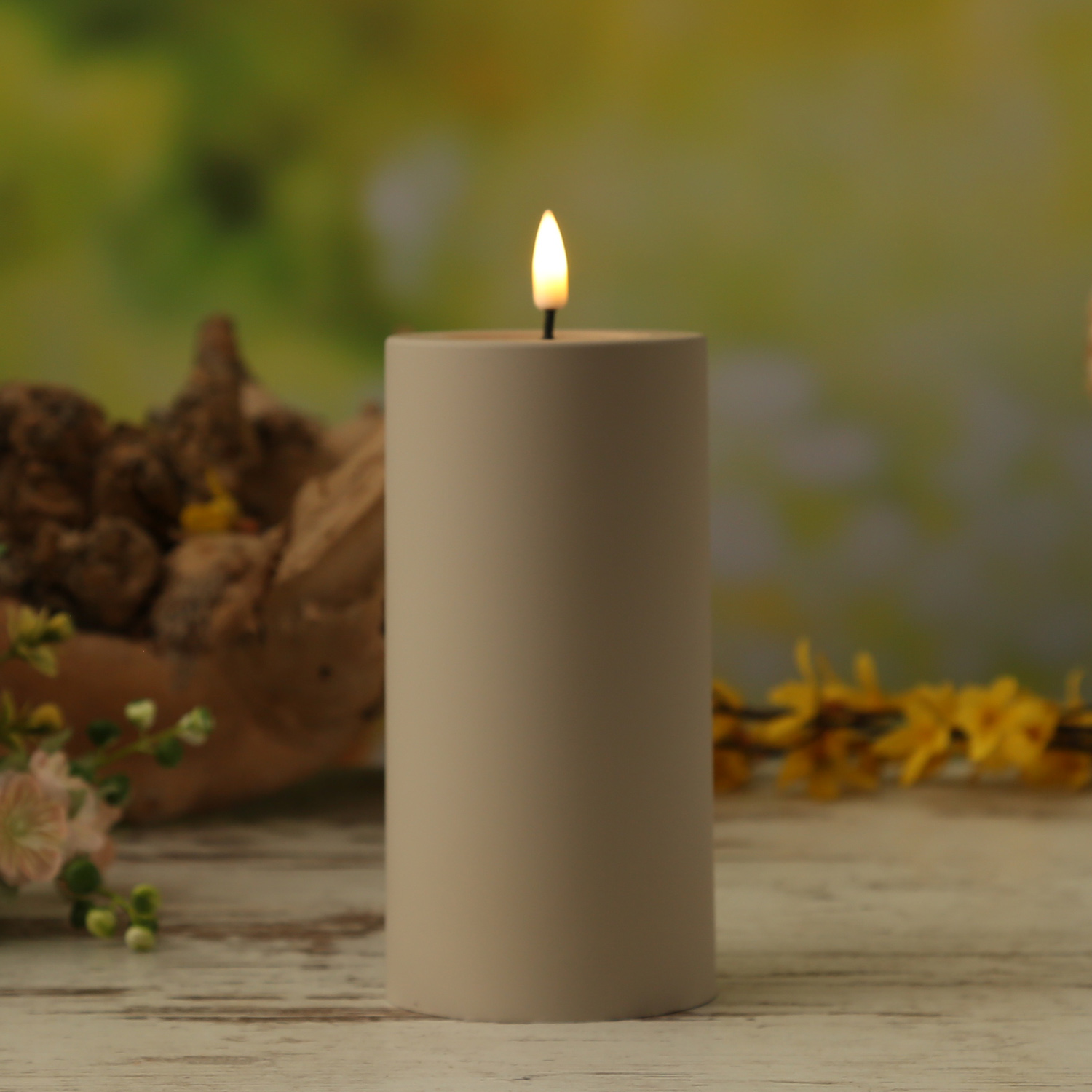 LED Stumpenkerze MIA - Kunststoff - 3D Flamme - H: 15cm - D: 7,5cm - für Außen - sand LED Stumpenkerze MIA - Kunststoff - 3D Flamme - H: 15cm - D: 7,5cm - für Außen - sand