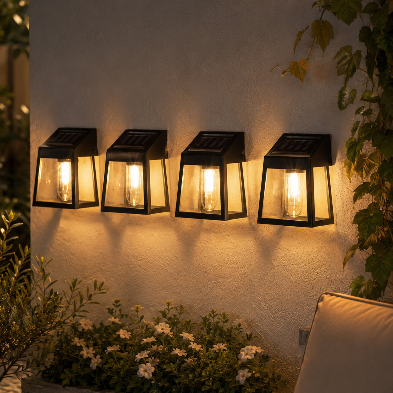 LED Solar Wandleuchten - Kunststoff - warmweiße LED - H: 13cm - Lichtsensor - schwarz - 4er Set