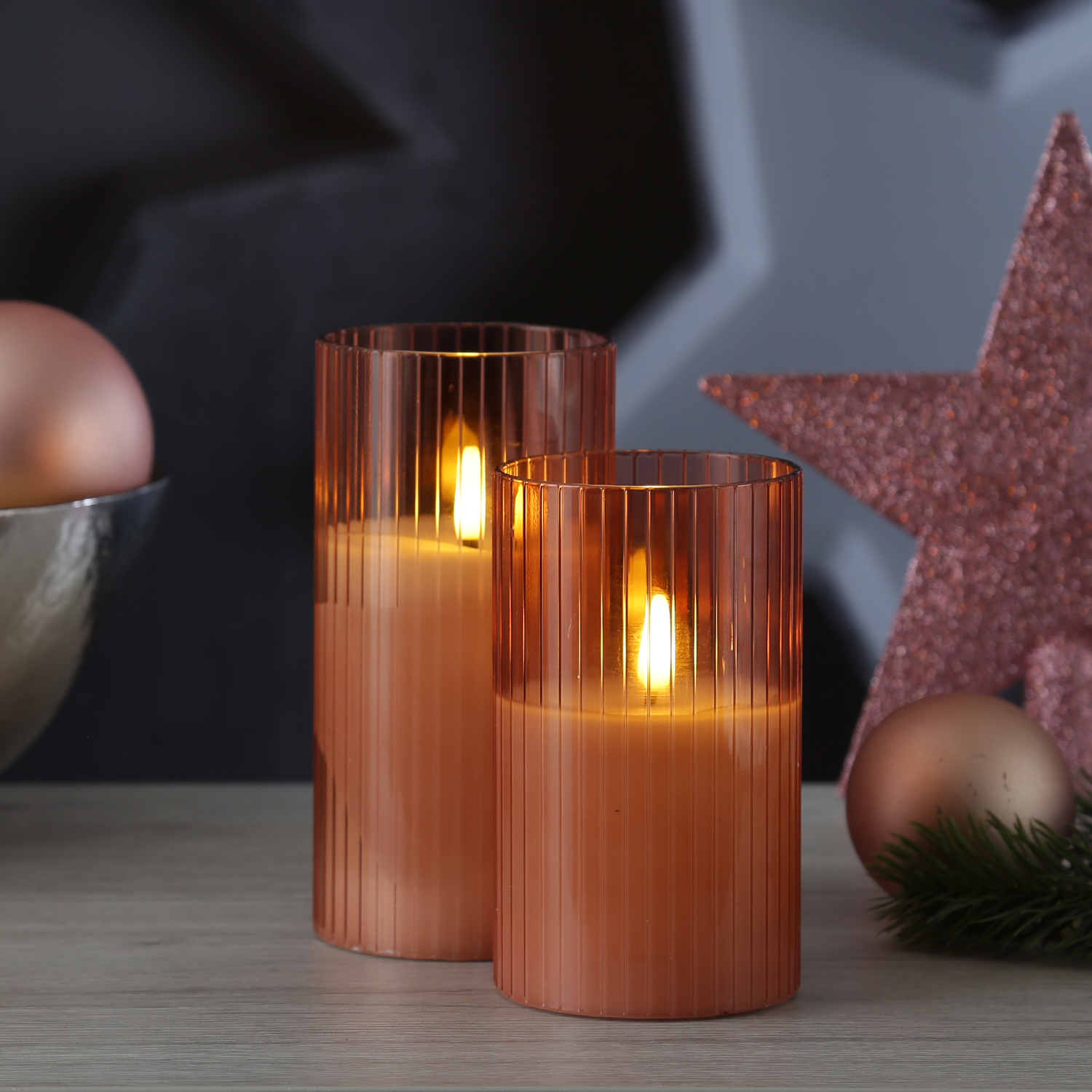 LED Kerze im Glas - Windlicht - Echtwachs - 3D Flamme - Timer - H: 15cm - D: 7,5cm - rosa LED Kerze im Glas - Windlicht - Echtwachs - 3D Flamme - Timer - H: 15cm - D: 7,5cm - rosa