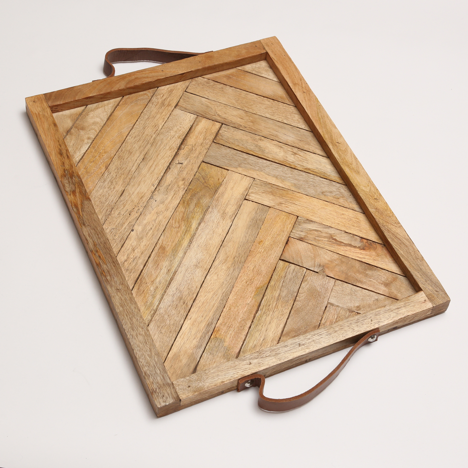 Holztablett - Dekotablett - Kunstledergriffe - rechteckig - Mangoholz - L: 41cm - H: 3cm - natur Holztablett - Dekotablett - Kunstledergriffe - rechteckig - Mangoholz - L: 41cm - H: 3cm - natur