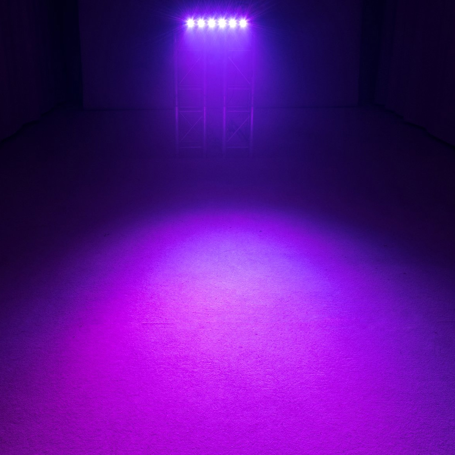 LED BAR-6 QCL RGB+UV Leiste - starke Farbleiste für Wände und Flächen - Integrierte Programme