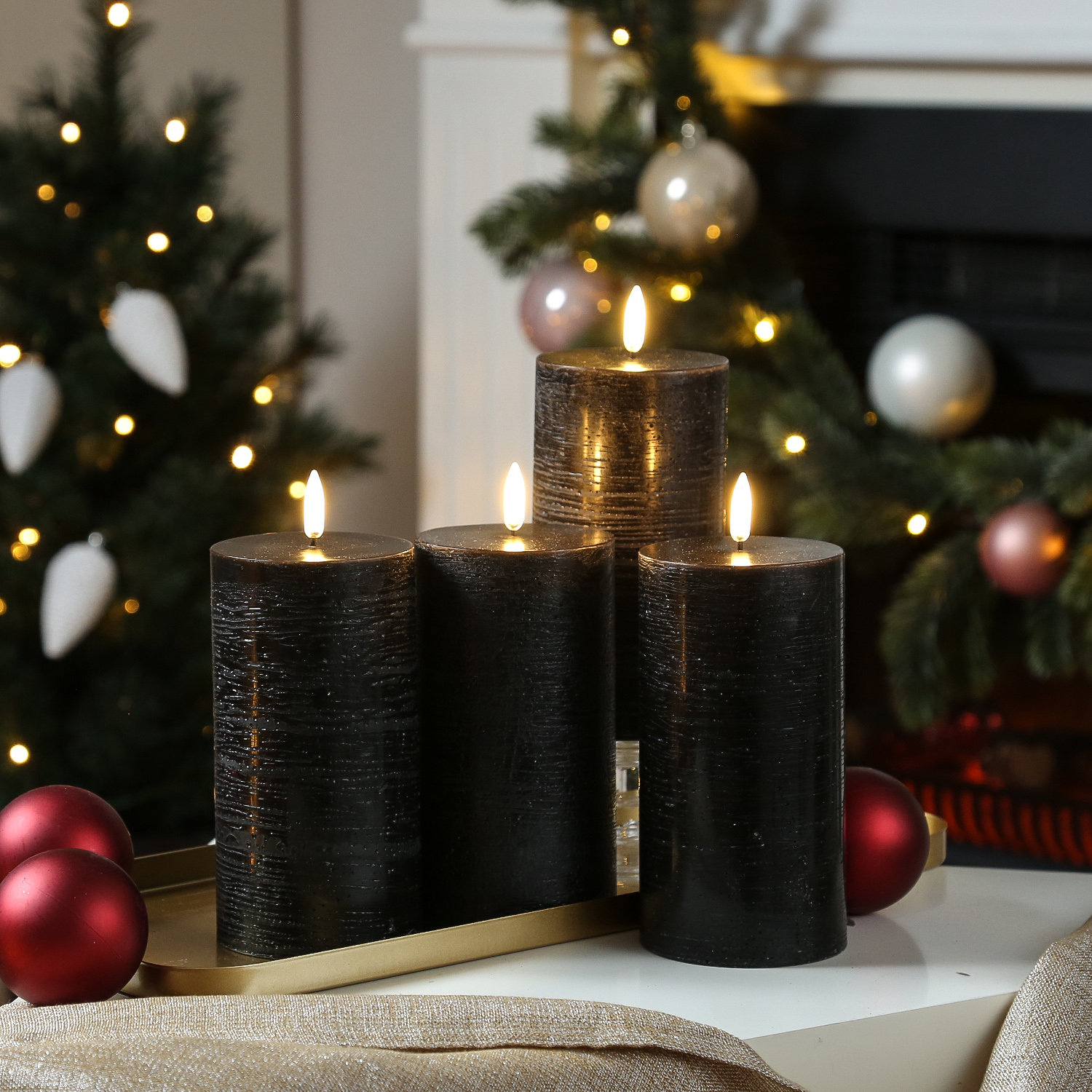 LED Kerzenset PIA - Rustik-Optik - H: 15cm - inkl. Batterien und Fernbedienung - schwarz - 4er Set LED Kerzenset PIA - Rustik-Optik - H: 15cm - inkl. Batterien und Fernbedienung - schwarz - 4er Set