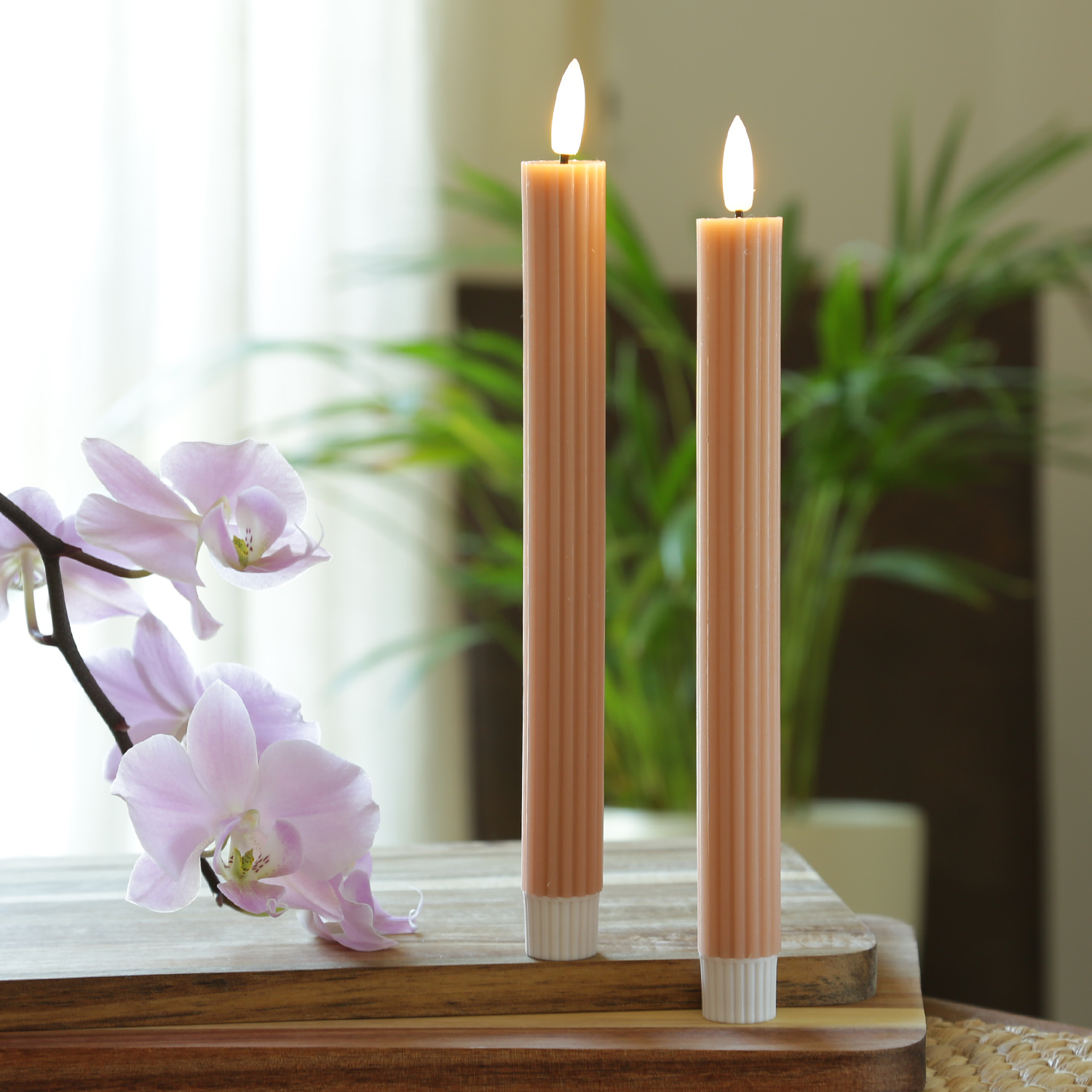 LED Stabkerzen LIV - gerillt - Echtwachs - flackernd - H: 25cm - Timer - altrosa - 2er Set LED Stabkerzen LIV - gerillt - Echtwachs - flackernd - H: 25cm - Timer - altrosa - 2er Set