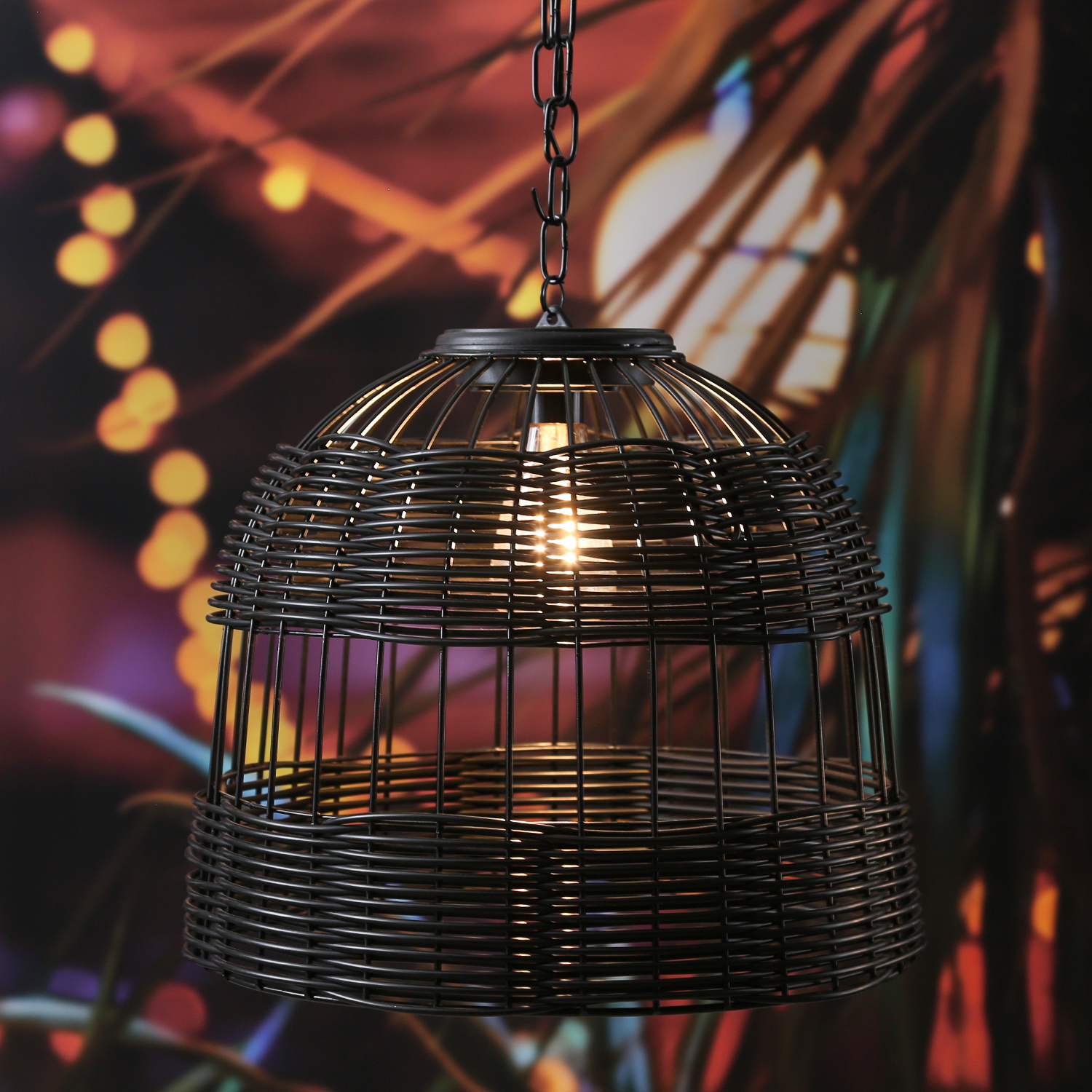 LED Solar Hängeleuchte - Lampenschirm in Korboptik - warmweiße LED - D: 36,5cm - Sensor - schwarz LED Solar Hängeleuchte - Lampenschirm in Korboptik - warmweiße LED - D: 36,5cm - Sensor - schwarz