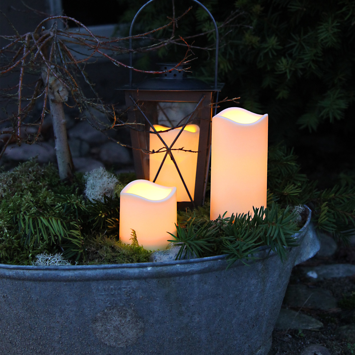 LED Stumpenkerze "Paul" - flackernde LED - H: 11,5cm - Batteriebetrieb - Timer - outdoor - creme LED Stumpenkerze "Paul" - flackernde LED - H: 11,5cm - Batteriebetrieb - Timer - outdoor - creme