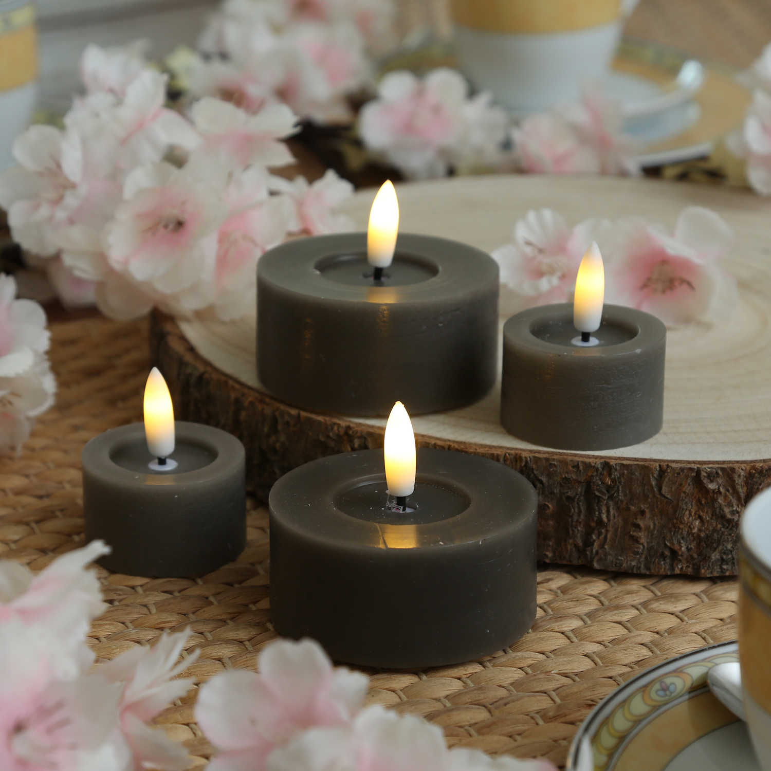 LED Teelichter LINA - Rustik-Optik - Echtwachs - Timer - mit Batterien - D: 4,5cm H: 5cm - 2St.