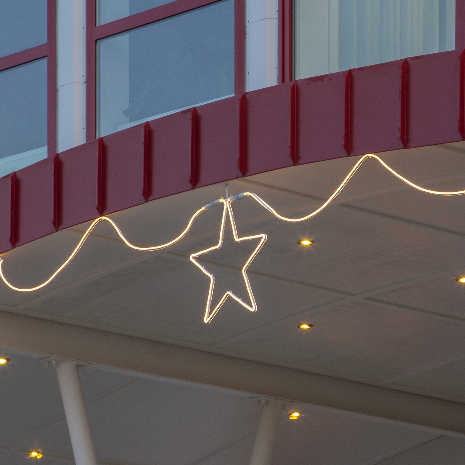 System 24 | Stern 55cm | 120 warmweiße LEDs | koppelbar | exkl. Trafo System 24 | Stern 55cm | 120 warmweiße LEDs | koppelbar | exkl. Trafo