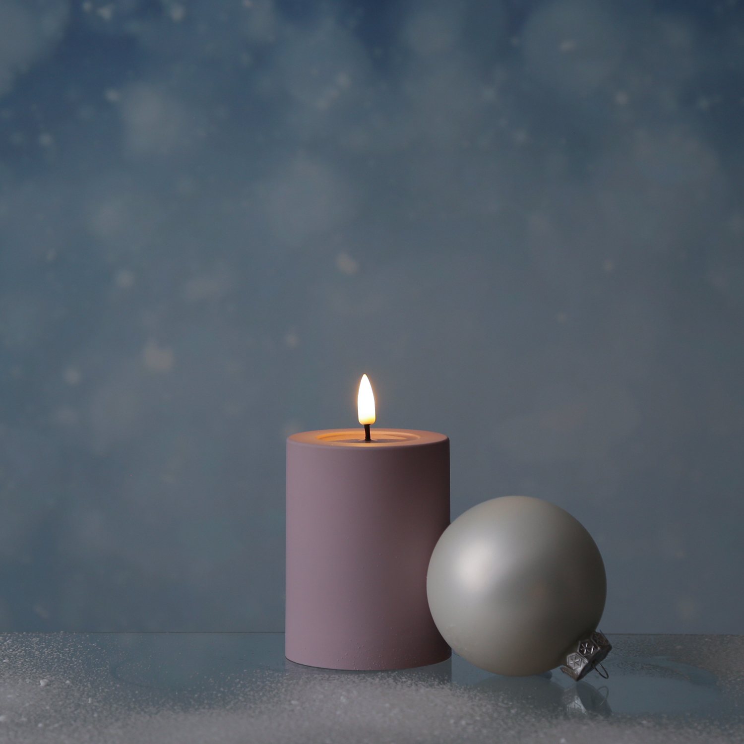 LED Stumpenkerze MIA - Kunststoff - realistische 3D Flamme - H- 10cm - outdoor - pastell lila LED Stumpenkerze MIA - Kunststoff - realistische 3D Flamme - H- 10cm - outdoor - pastell lila