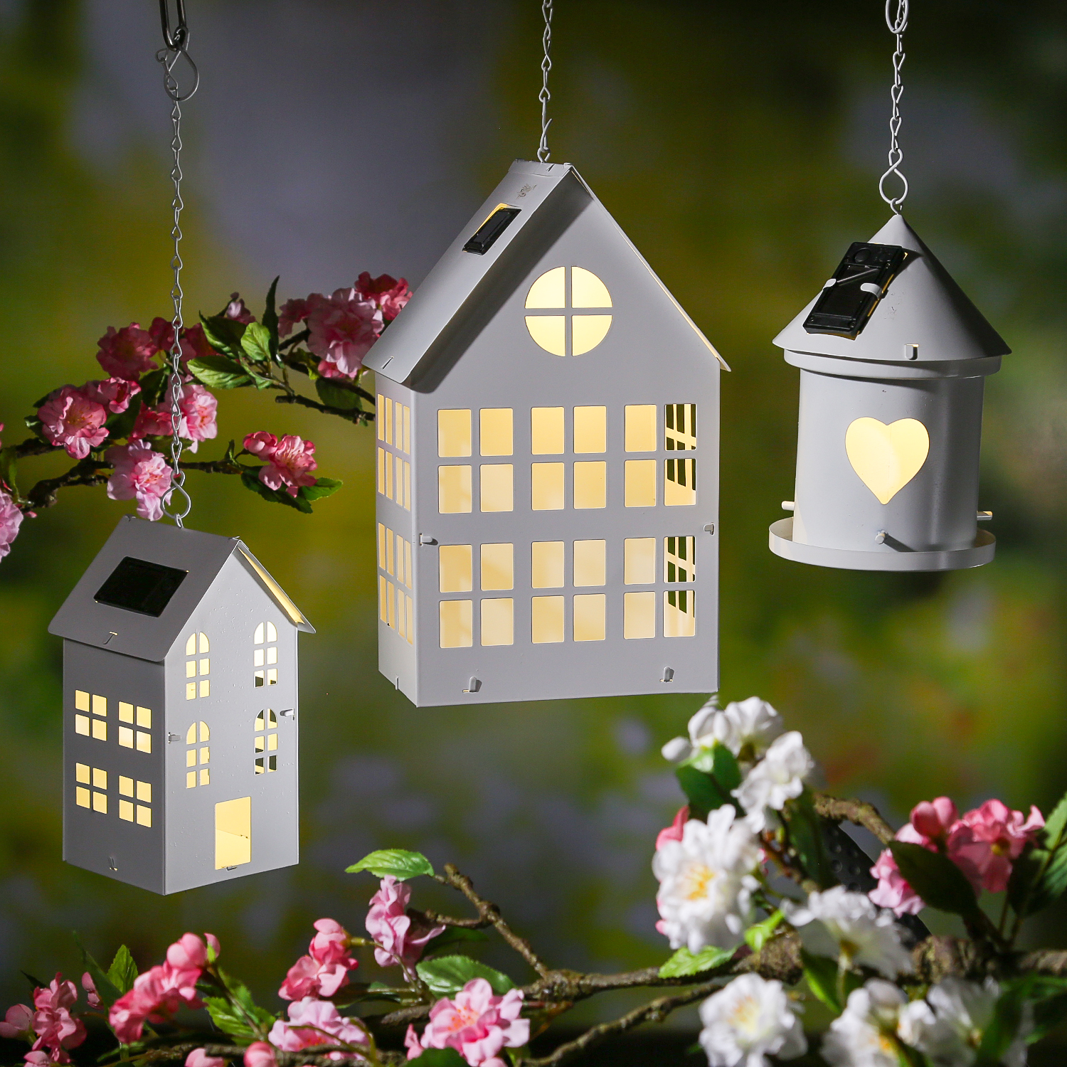 LED Solar Haus - Lichthaus - DIY  Laterne - warmweiße LED - Dämmerungssensor - H: 28cm - weiß LED Solar Haus - Lichthaus - DIY  Laterne - warmweiße LED - Dämmerungssensor - H: 28cm - weiß