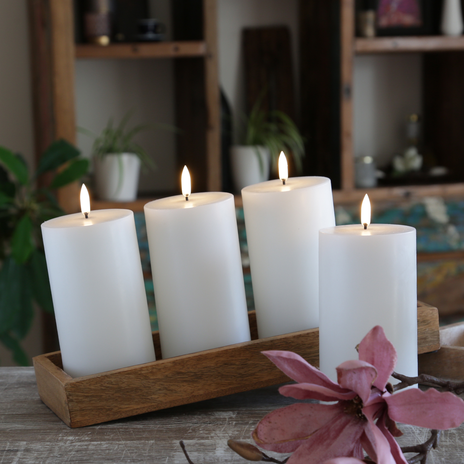 LED Kerzenset THEA - inkl. Batterien/Fernbedienung - H: 15cm - bis zu 1000 Std. - weiß - 4er Set LED Kerzenset THEA - inkl. Batterien/Fernbedienung - H: 15cm - bis zu 1000 Std. - weiß - 4er Set