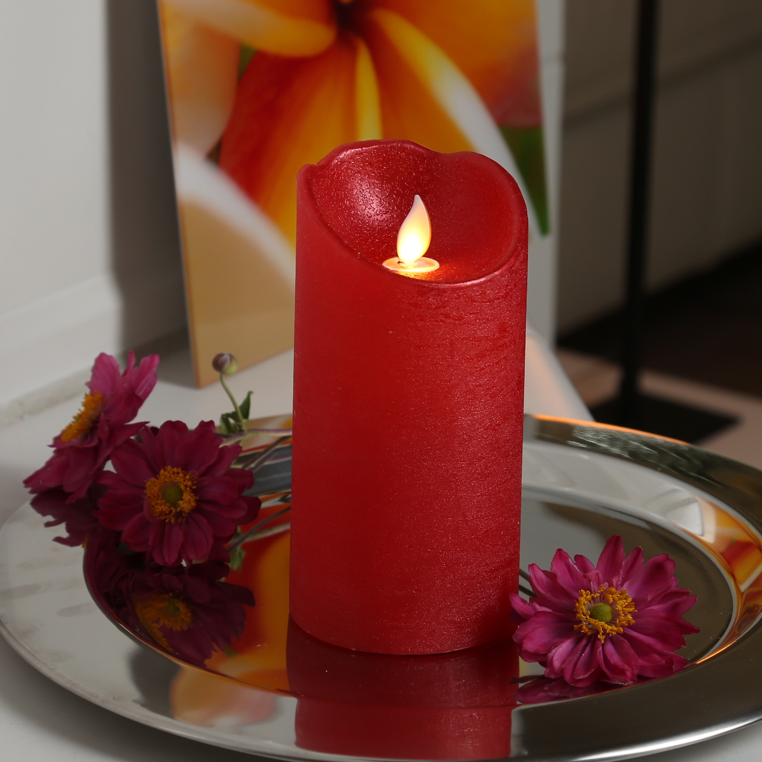 LED Kerze M-TWINKLE - Echtwachs - mechanisch bewegte Flamme - H: 15cm - D: 7,5cm - Timer - rot LED Kerze M-TWINKLE - Echtwachs - mechanisch bewegte Flamme - H: 15cm - D: 7,5cm - Timer - rot