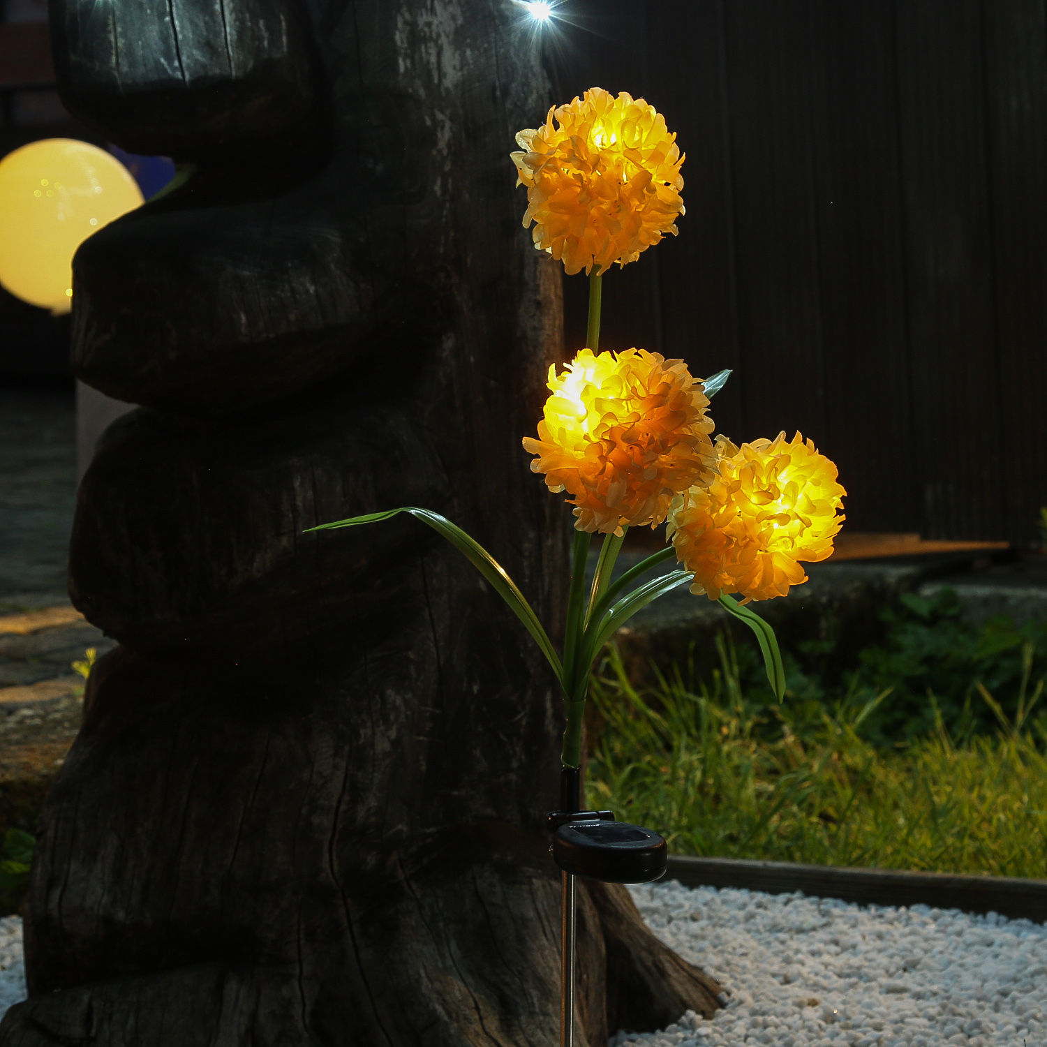 LED Solar Gartenstecker Blume - warmweiße LED - H: 70cm - Lichtsensor - gelb LED Solar Gartenstecker Blume - warmweiße LED - H: 70cm - Lichtsensor - gelb