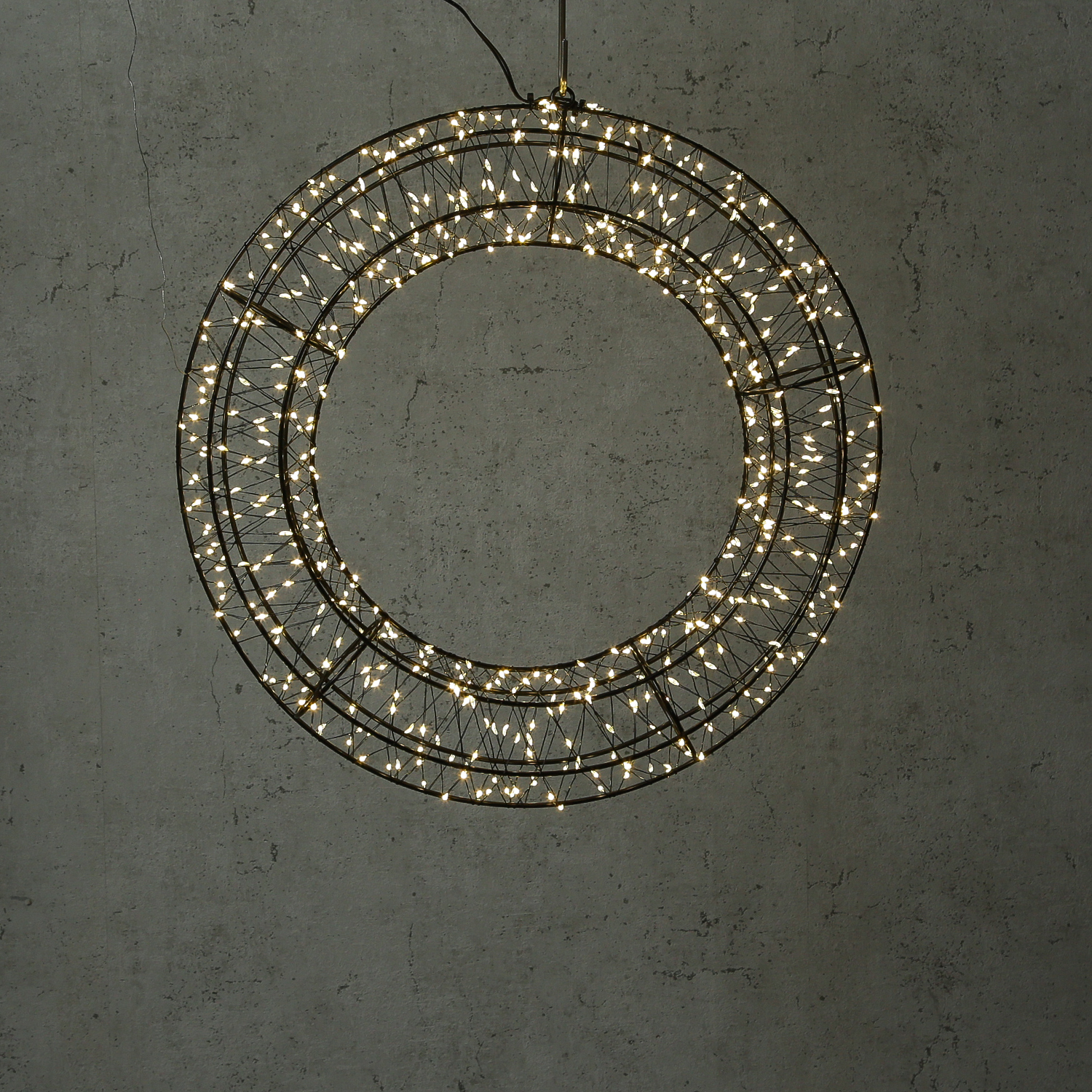 LED Kranz mit Drahtlichterkette - Lichterkranz mit 1200 warmweißen LED - D: 40cm - Timer - Außen LED Kranz mit Drahtlichterkette - Lichterkranz mit 1200 warmweißen LED - D: 40cm - Timer - Außen