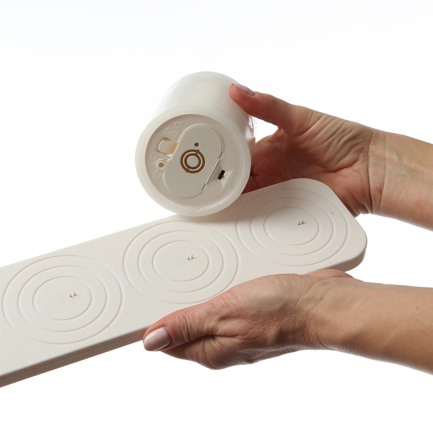 Uyuni Wiederaufladbarer Akku für Echtwachs Stumpenkerzen Marke Piffany - Ersatz für C Batterien