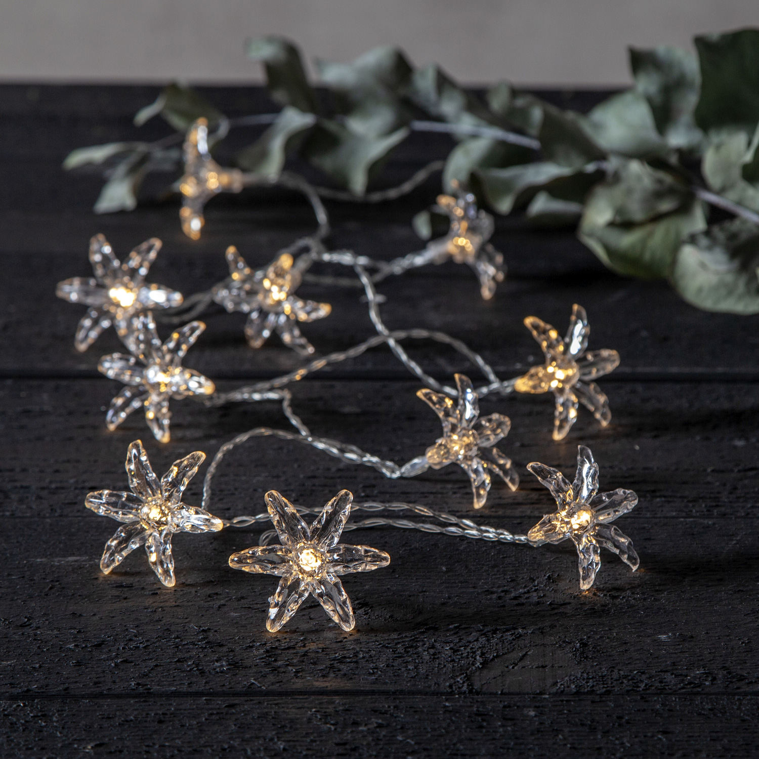 LED Lichterkette IZY Blume - 10 warmweiße LED - L: 1,35m - Timer - Batterie - Innen LED Lichterkette IZY Blume - 10 warmweiße LED - L: 1,35m - Timer - Batterie - Innen