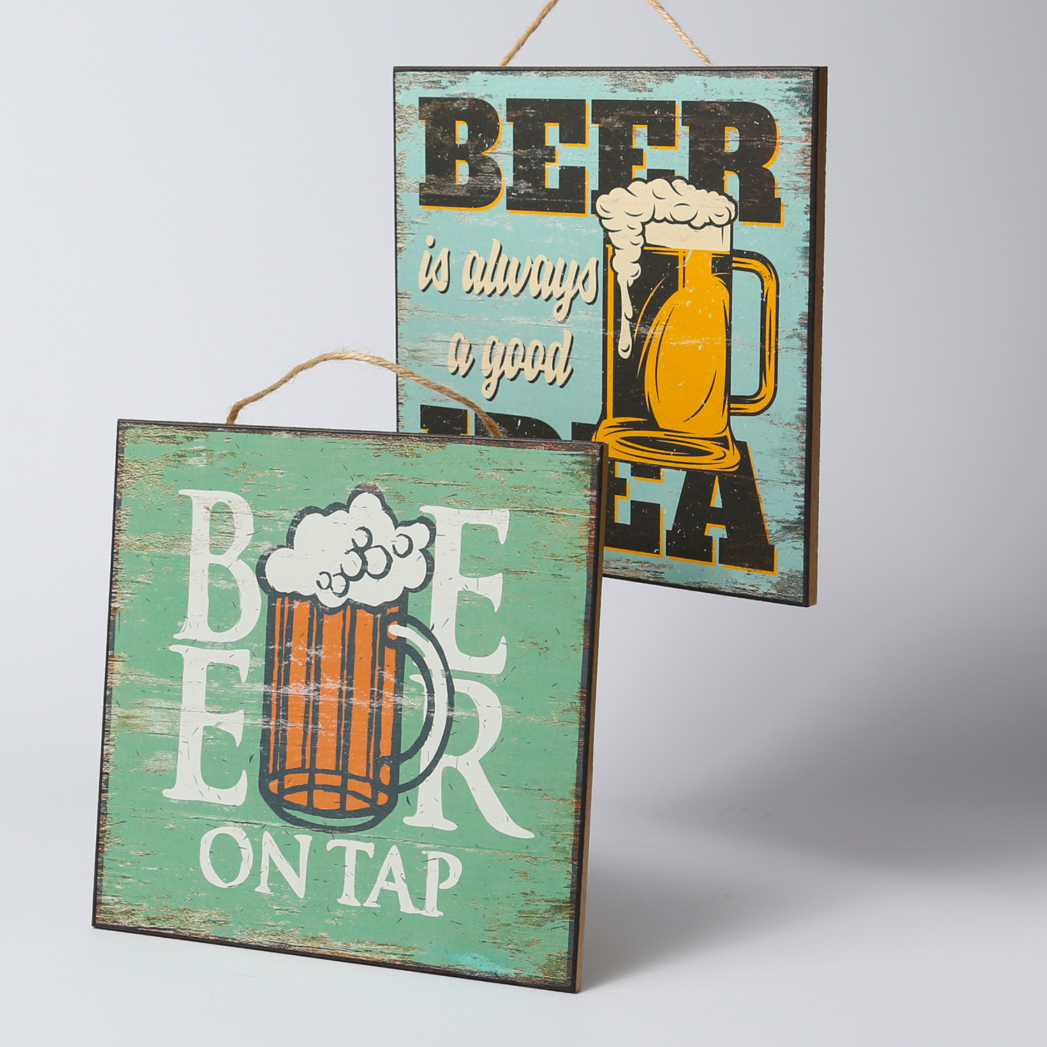Wandschild BEER ON TAP - Holz - Seilhalterung - H: 24cm - grün