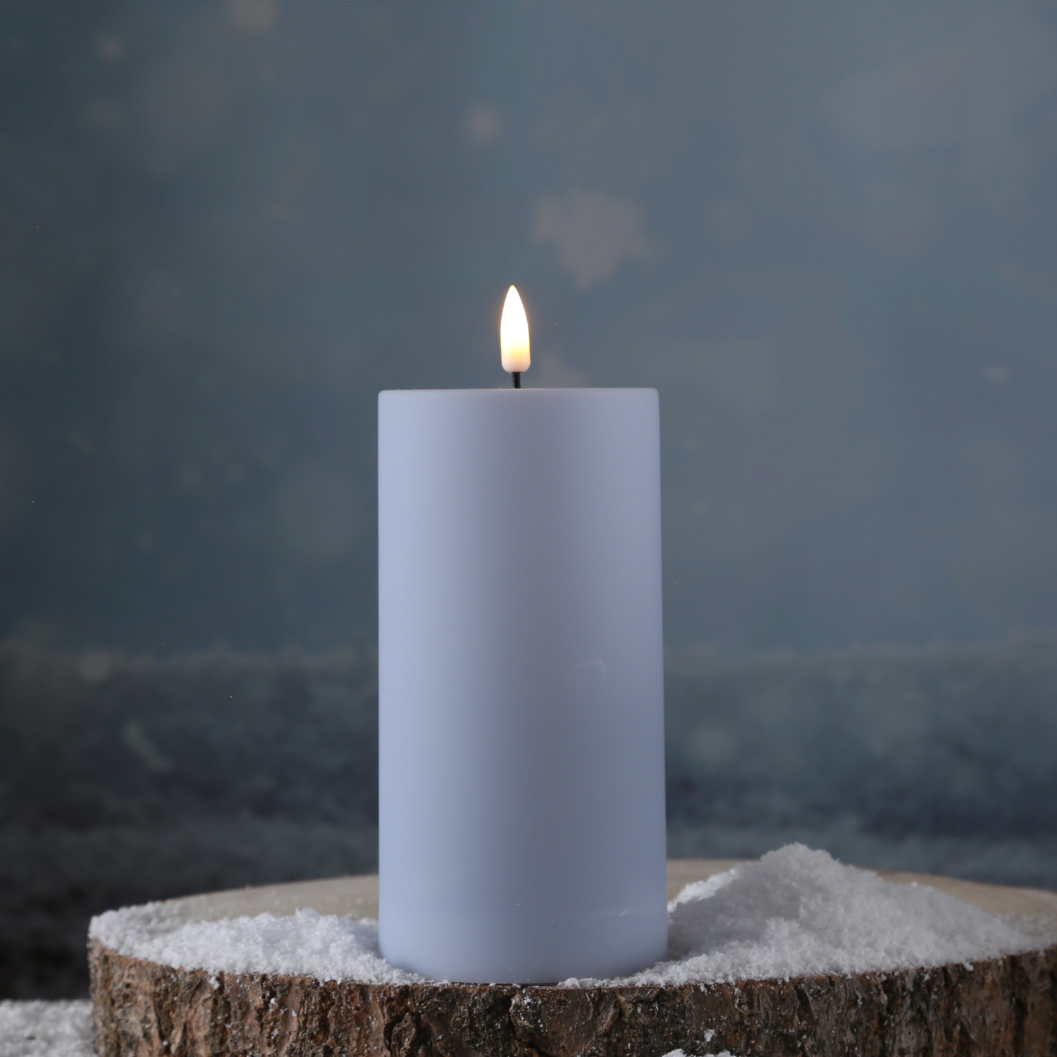 LED Stumpenkerze MIA - Kunststoff - realistische 3D Flamme - H: 15cm - outdoor - pastellblau LED Stumpenkerze MIA - Kunststoff - realistische 3D Flamme - H: 15cm - outdoor - pastellblau