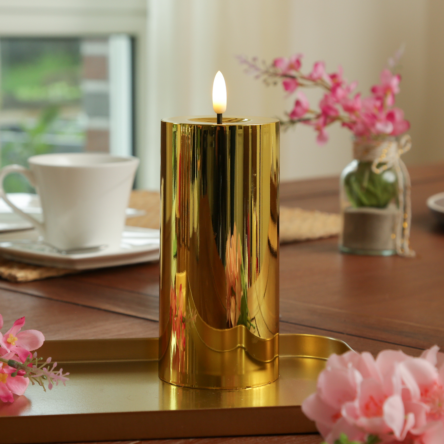 LED Kerze - Kunststoff - 3D Flamme - Timer - H: 17,5cm - D: 7,5cm - gold glänzend LED Kerze - Kunststoff - 3D Flamme - Timer - H: 17,5cm - D: 7,5cm - gold glänzend