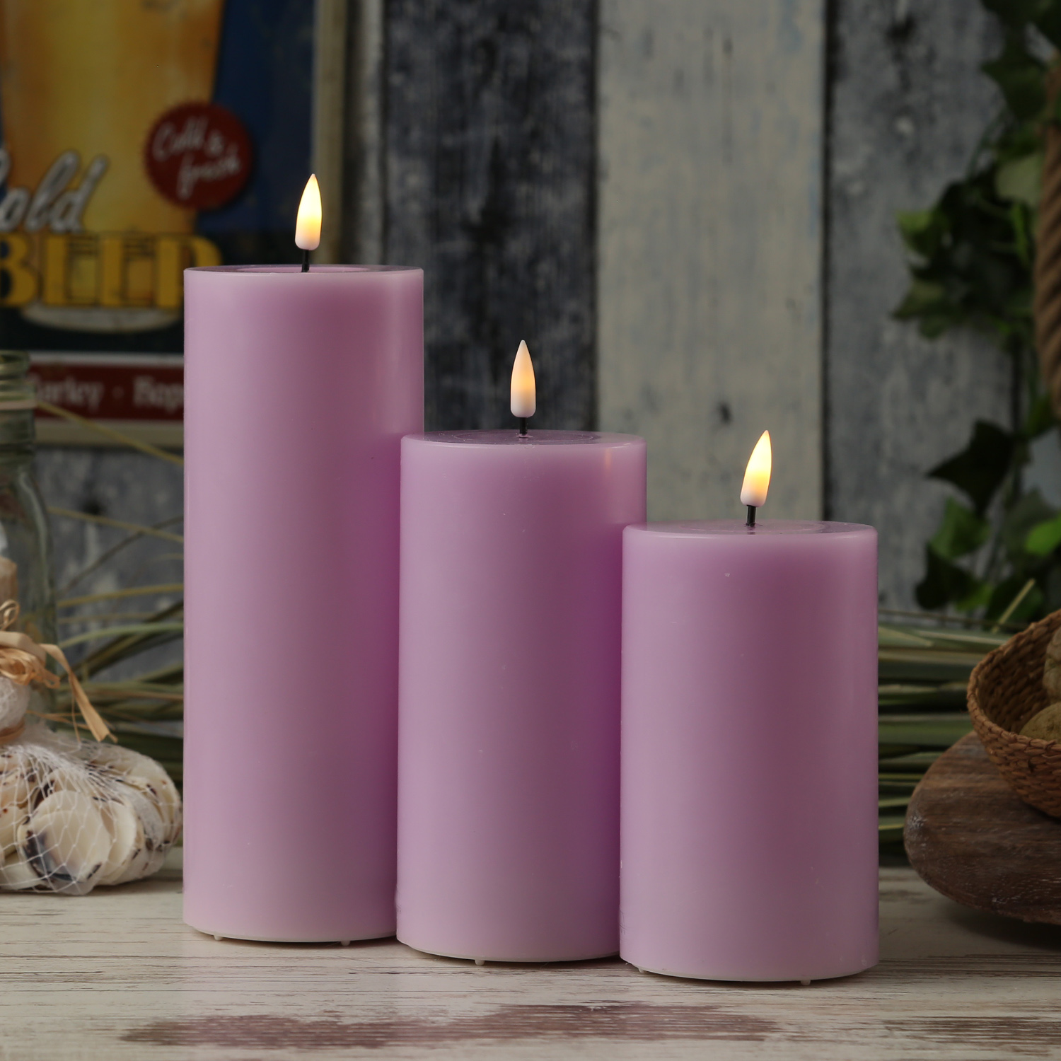 LED Stumpenkerze MIA - Echtwachs - realistische 3D Flamme - H: 12,5cm - D: 7,5cm - lavendel LED Stumpenkerze MIA - Echtwachs - realistische 3D Flamme - H: 12,5cm - D: 7,5cm - lavendel