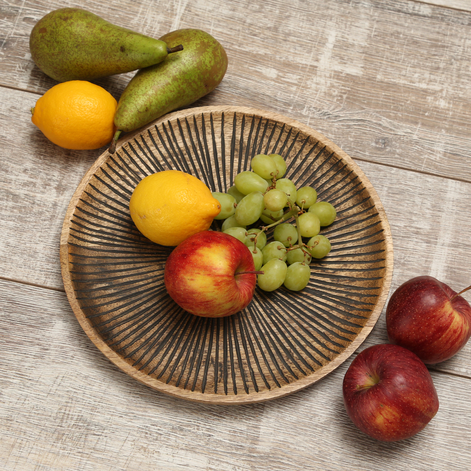 Holzteller - Dekotablett - rund - Mangoholz - D: 22,5cm - H: 2cm - natur, schwarz Holzteller - Dekotablett - rund - Mangoholz - D: 22,5cm - H: 2cm - natur, schwarz