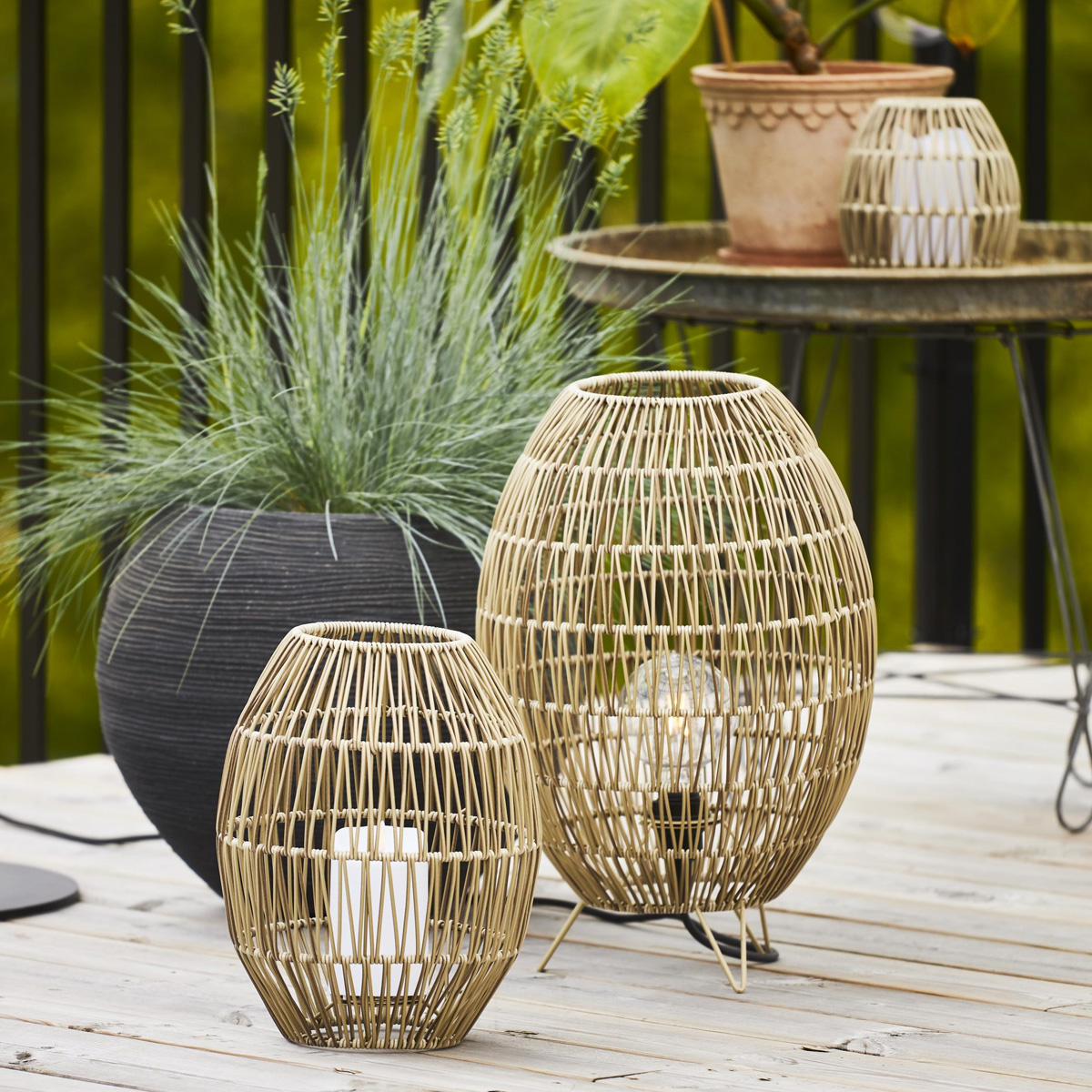 Dekoleuchte/Lampenschirm - D: 24cm, H: 30cm - für E27 Fassungen - outdoor - beige